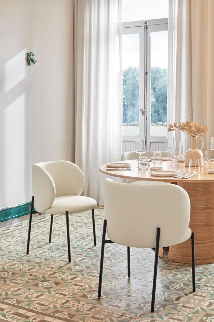 Krzesło MOGI beżowa ekoskóra Teulat Eye on Design