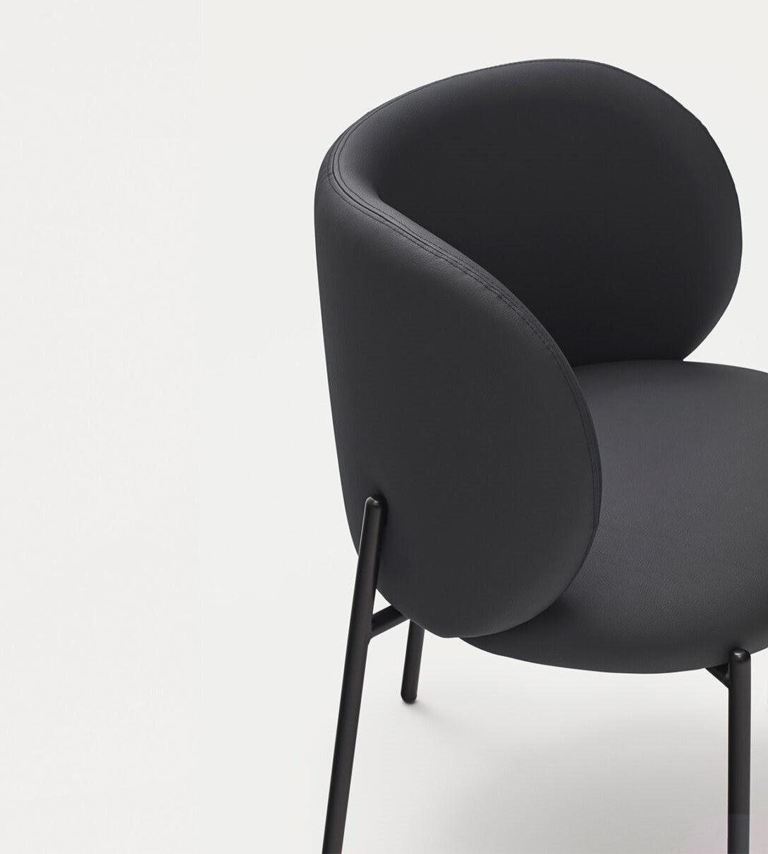 Krzesło MOGI czarna ekoskóra Teulat Eye on Design