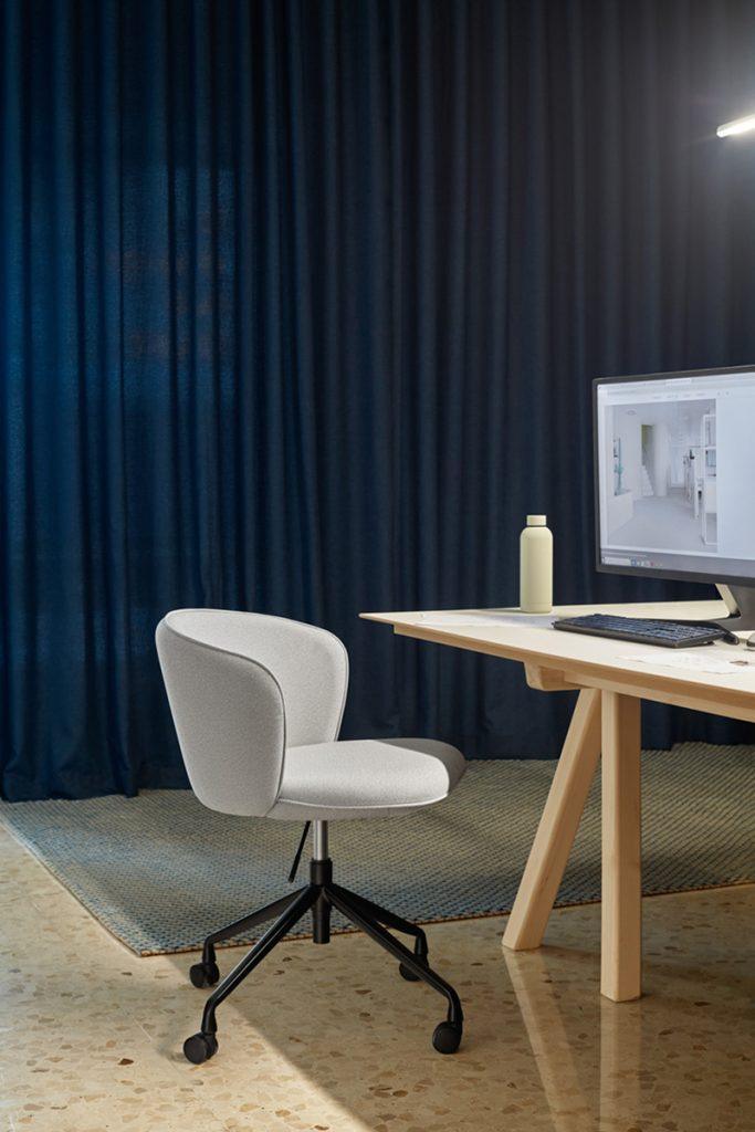 Krzesło na kółkach ADD szary Teulat Eye on Design