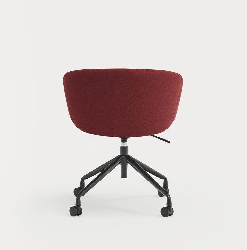 Krzesło na kółkach z podłokietnikami ADD czerwony Teulat Eye on Design