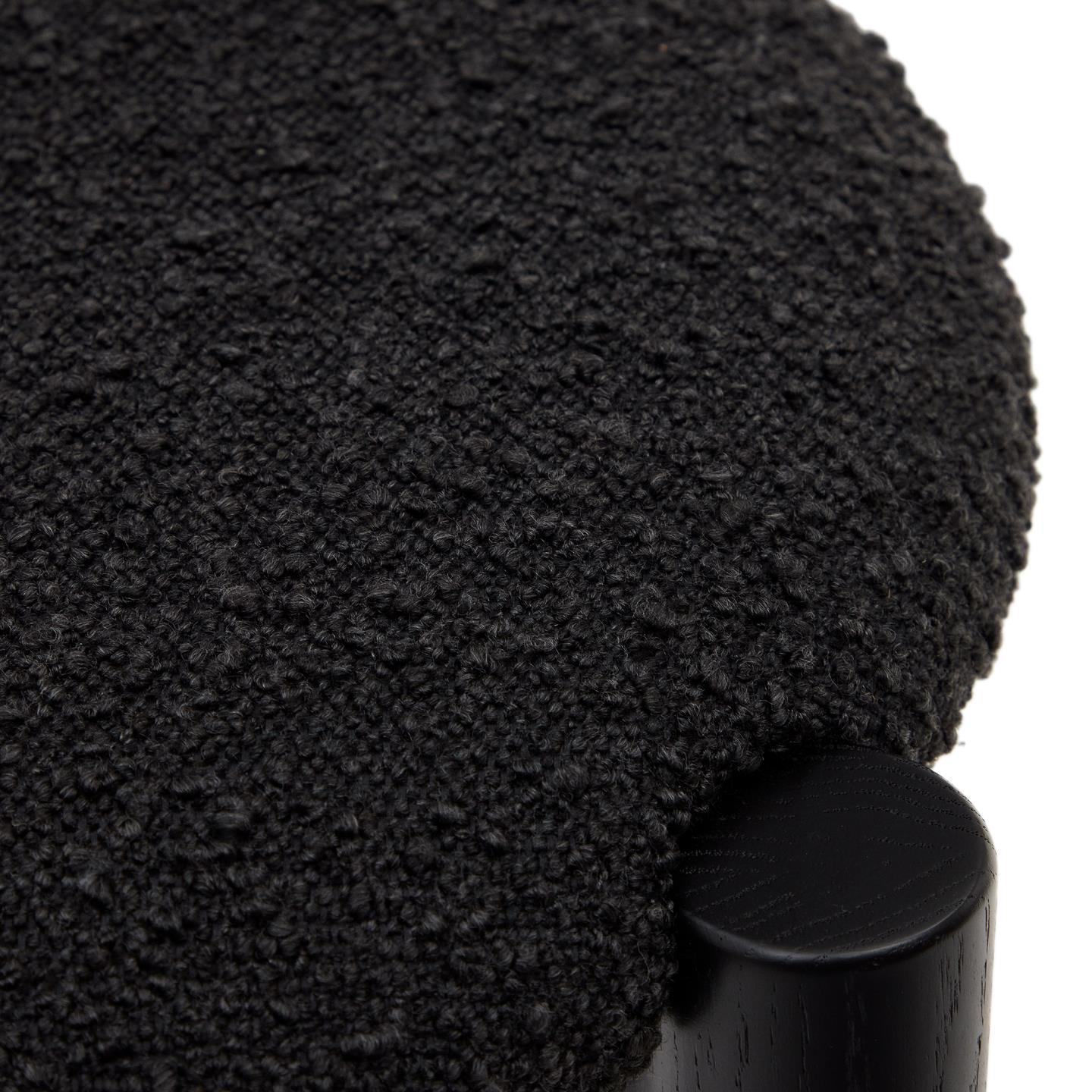 Krzesło NEBAI czarny boucle La Forma Eye on Design