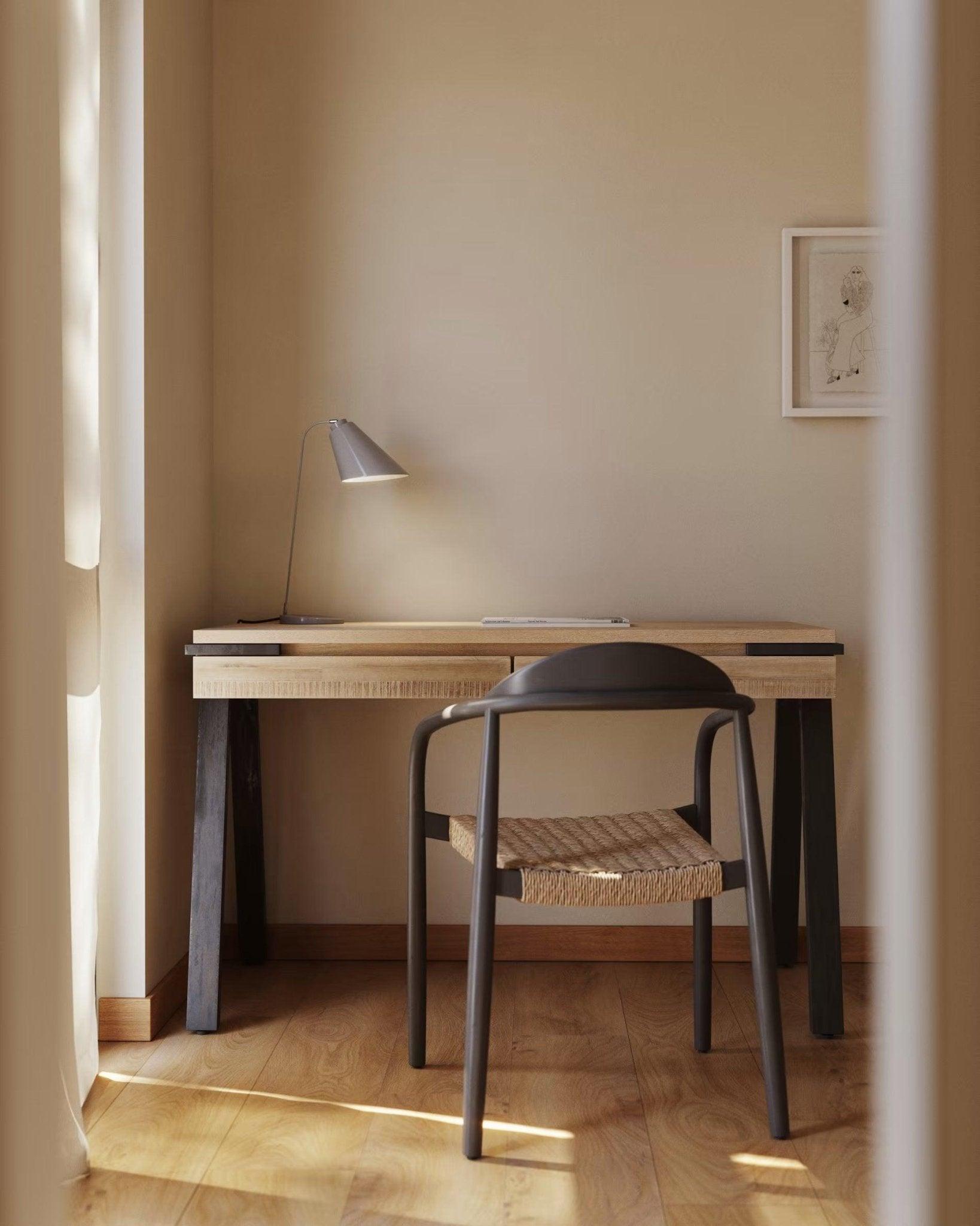 Krzesło NINA czarne drewno akacjowe z beżową liną La Forma Eye on Design