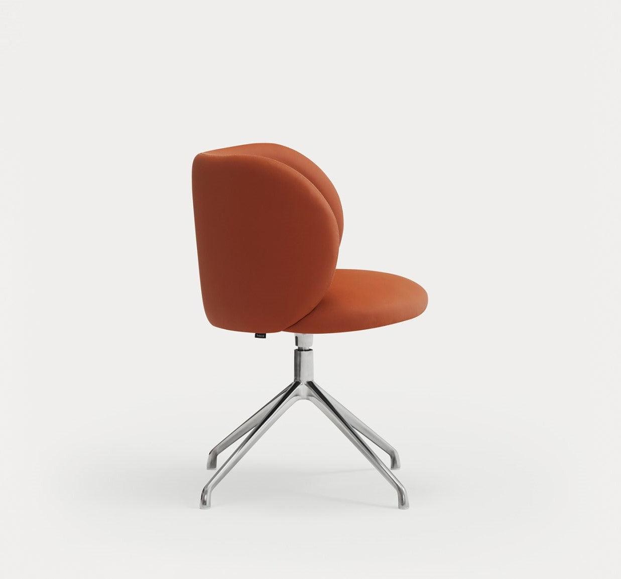 Krzesło obrotowe MOGI pomarańczowa ekoskóra z chromowaną podstawą Teulat Eye on Design