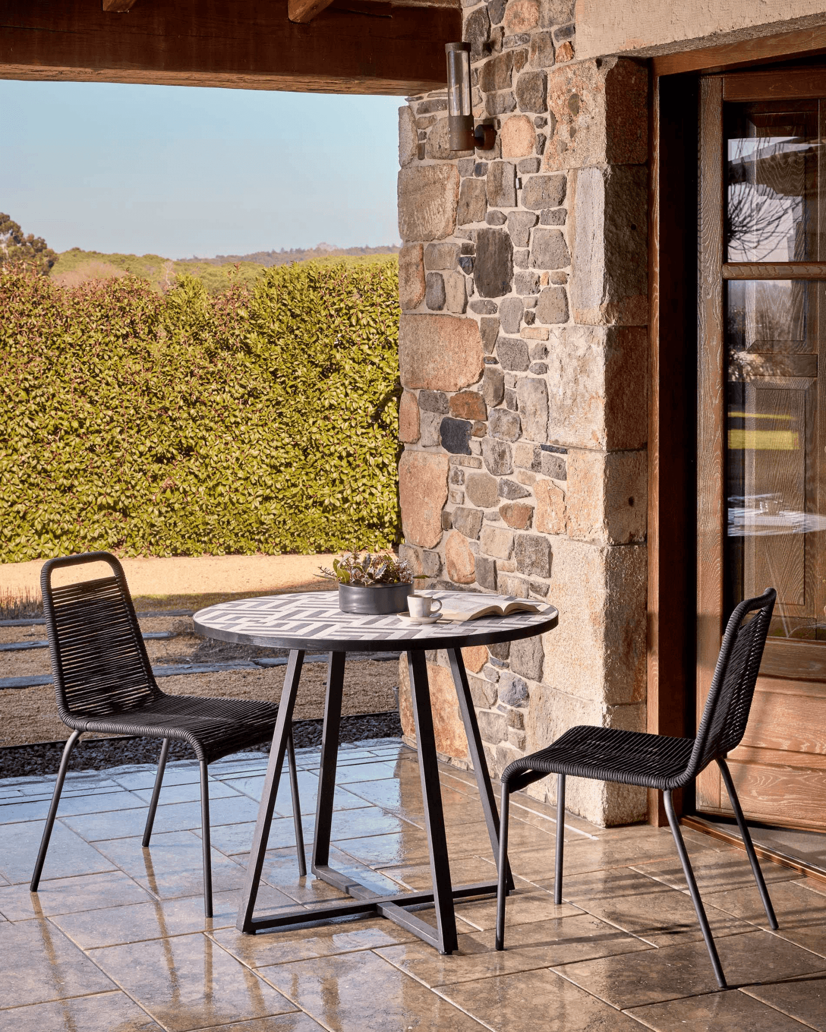 Krzesło ogrodowe LAMBTON czarny La Forma Eye on Design