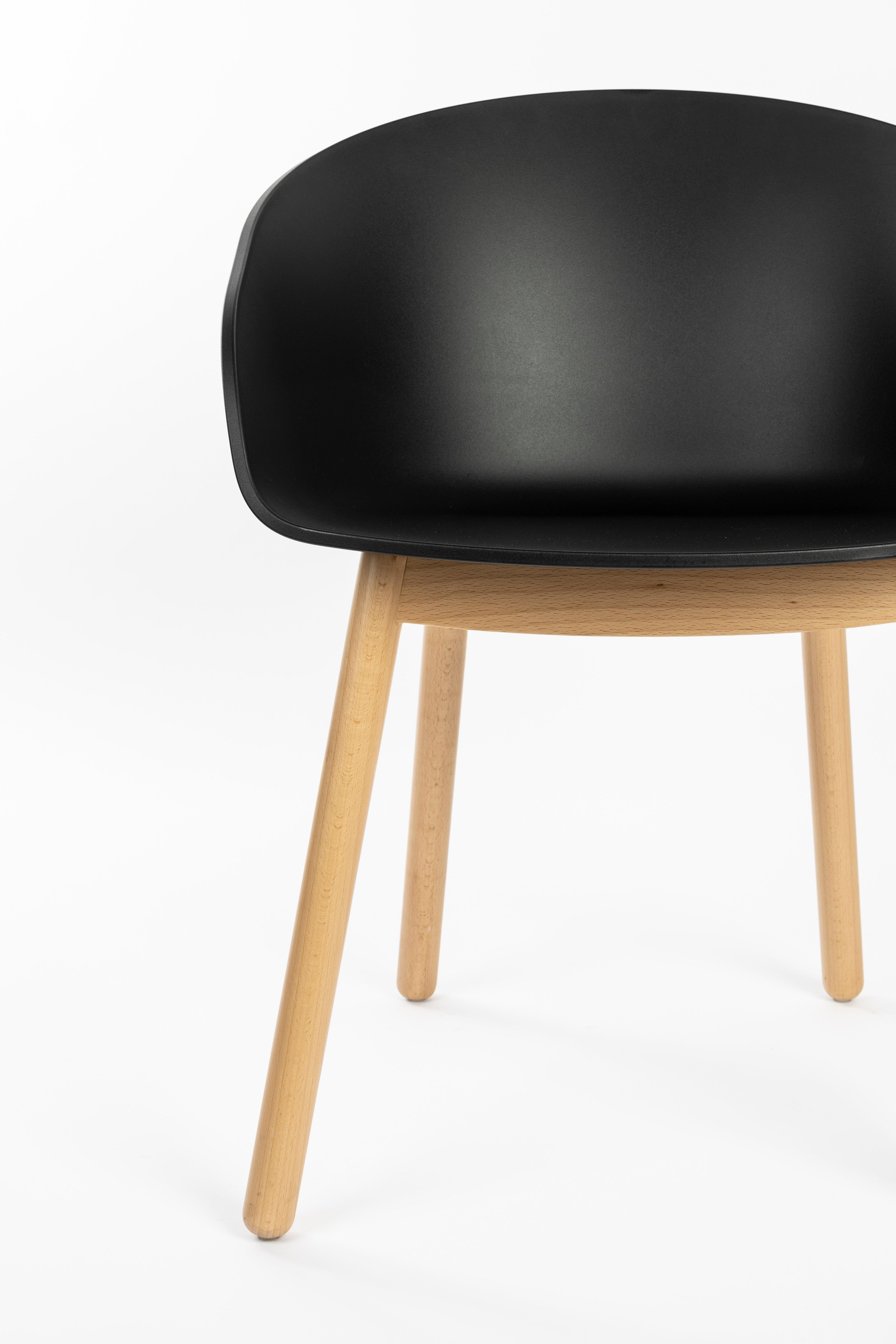 Krzesło VOID czarny z drewnianą podstawą Zuiver Eye on Design