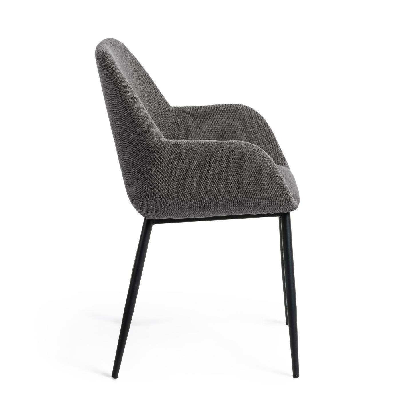 Krzesło w tkaninie szenilowej KONNA ciemnoszary z czarną podstawą La Forma Eye on Design