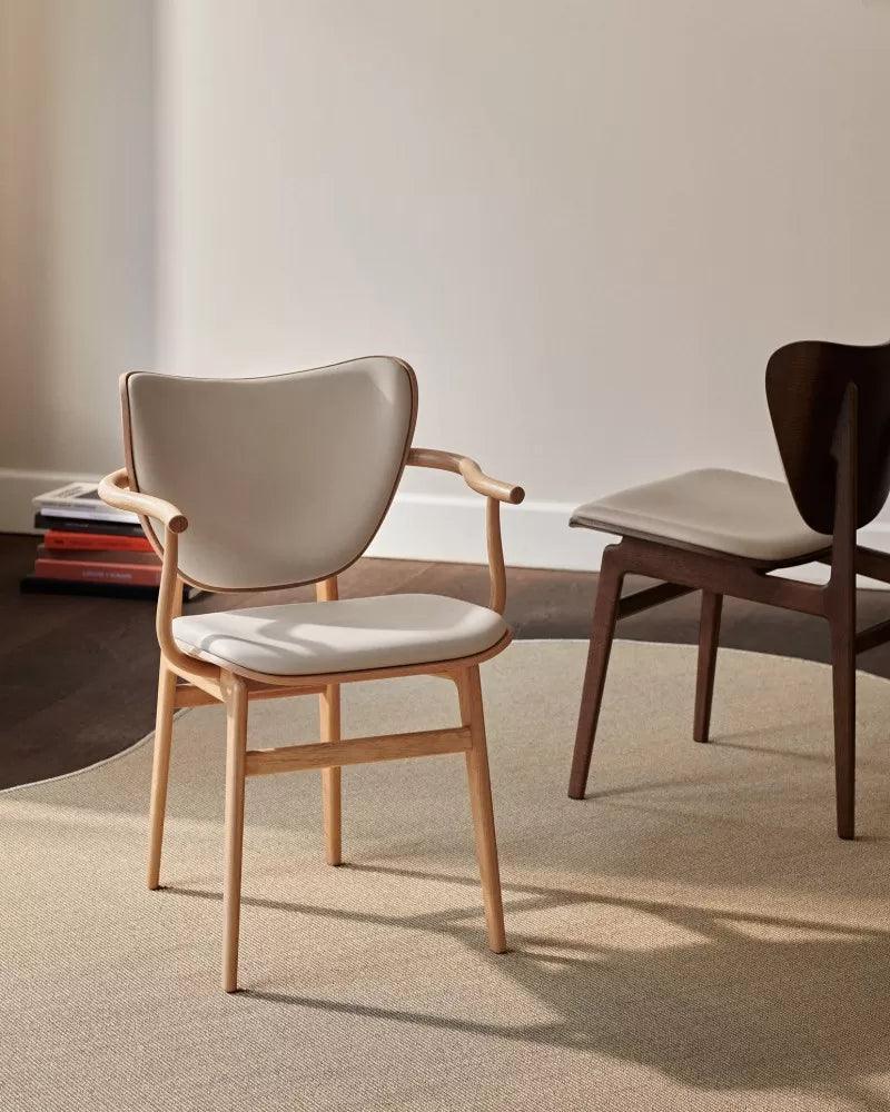 Krzesło z podłokietnikami ELEPHANT dębowy NORR11 Eye on Design