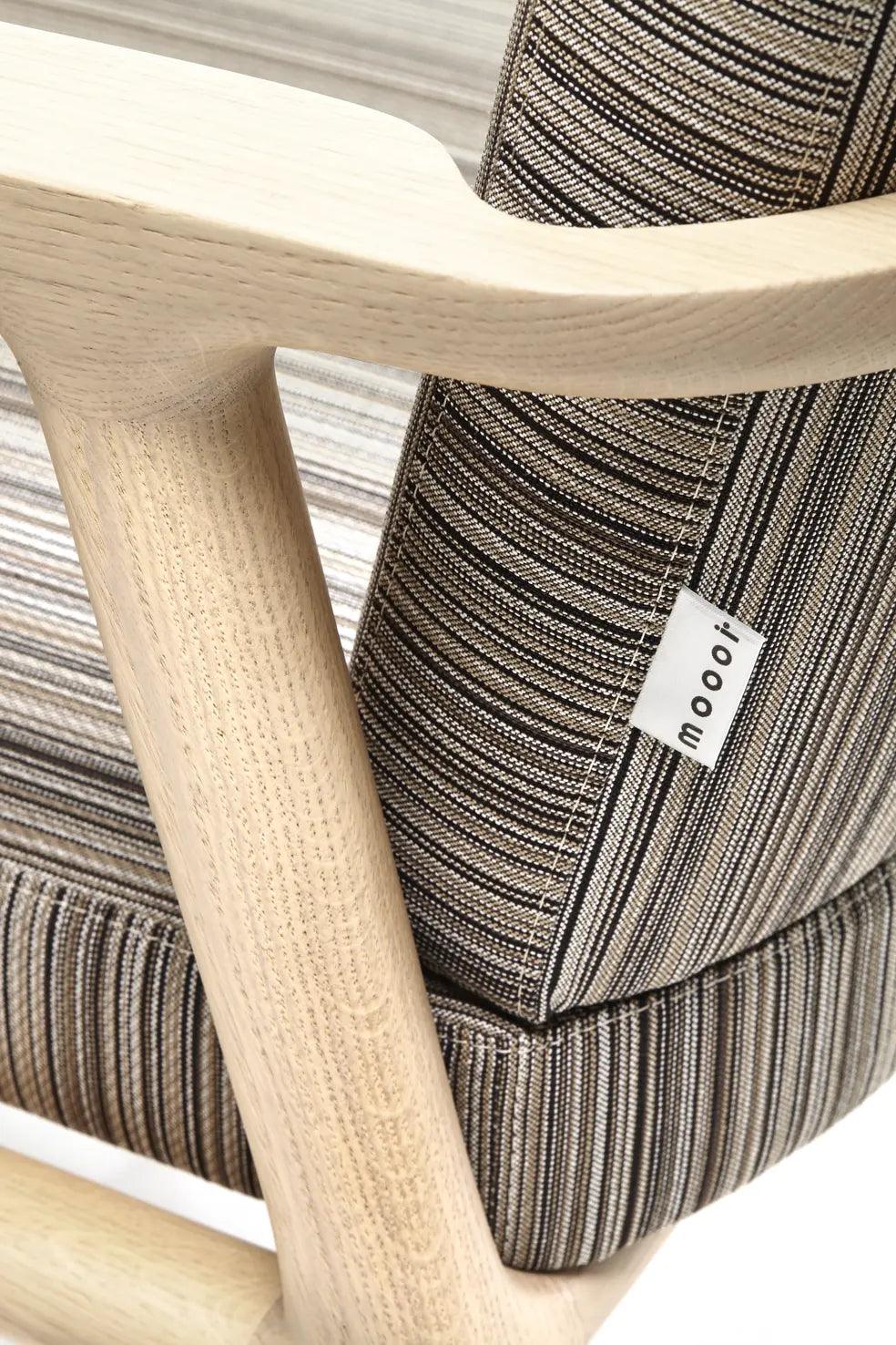 Krzesło z podłokietnikami ZIO drewno dębowe Moooi Eye on Design