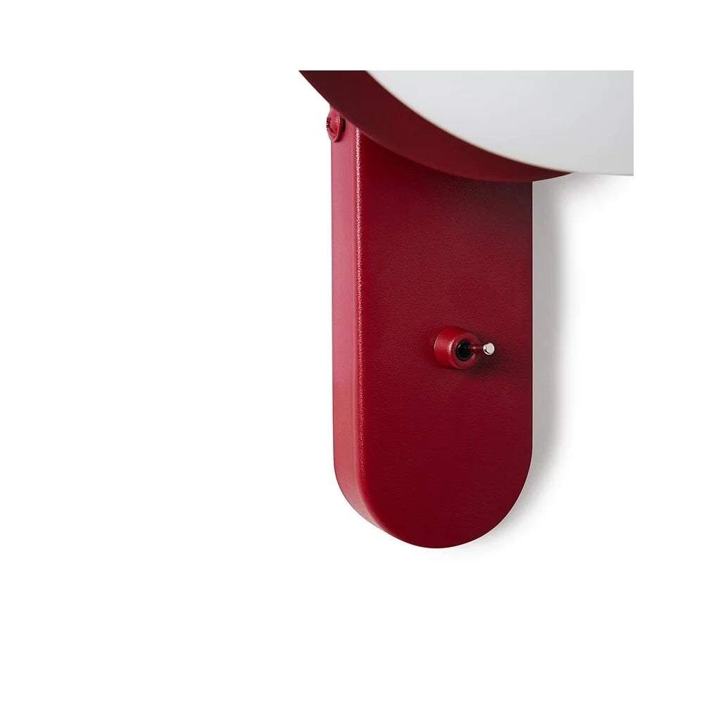 KUUL wall lamp in burgundy