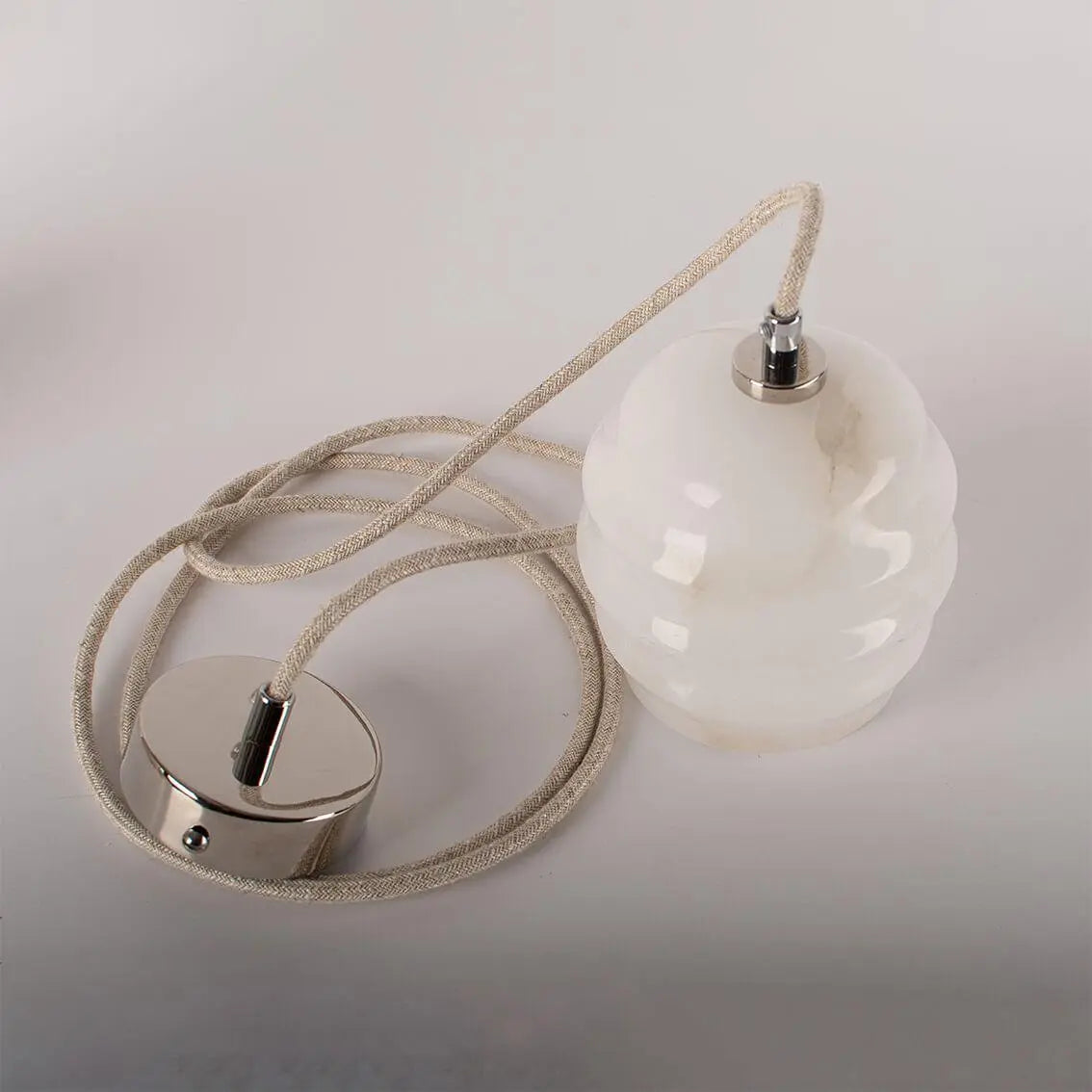 Lampa alabastrowa wisząca KALLIOPE nikiel – Embassy Interiors