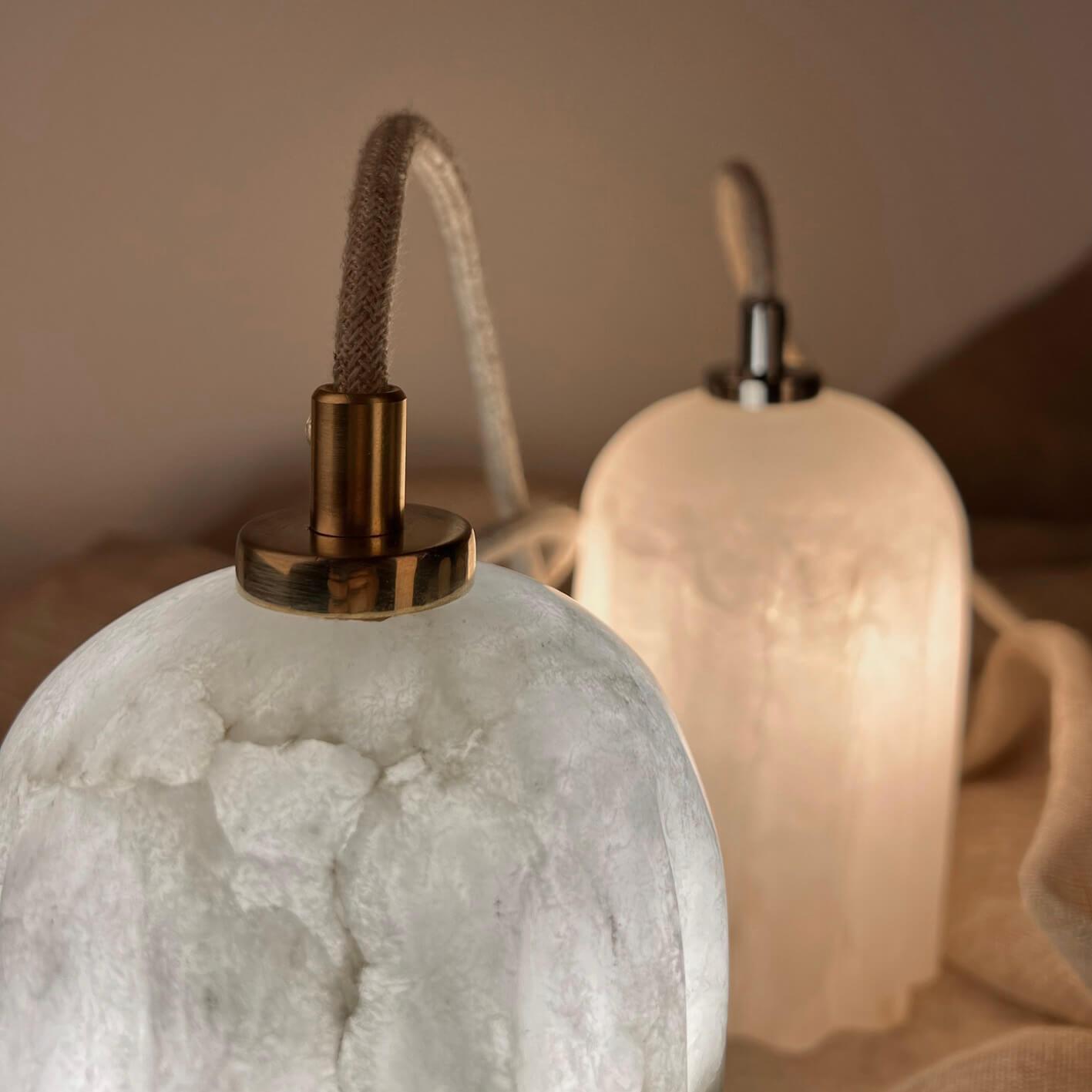 Lampa alabastrowa wisząca URANIA nikiel Embassy Interiors Eye on Design