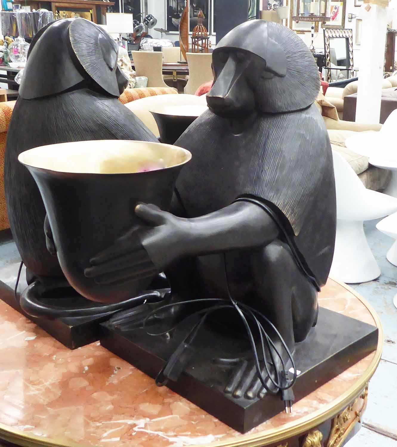 Lampa ART DECO MONKEY brązowa patyna Eichholtz Eye on Design