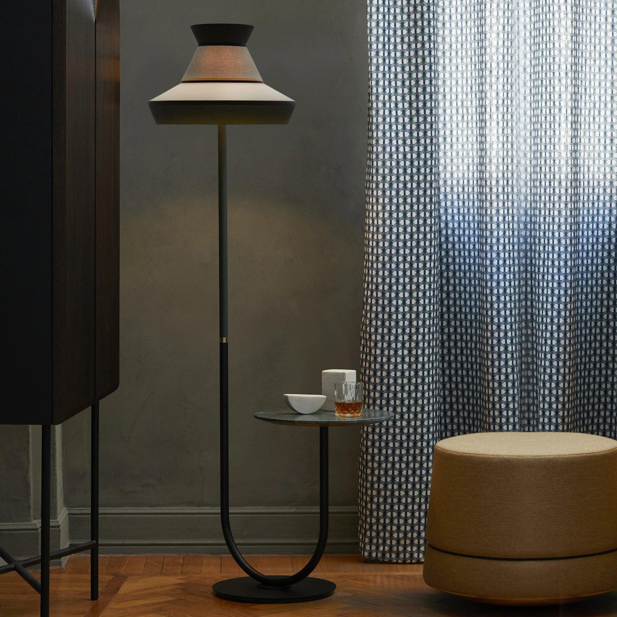 Lampa i stolik CALYPSO GUADALOUPE czarno-biały Contardi Eye on Design