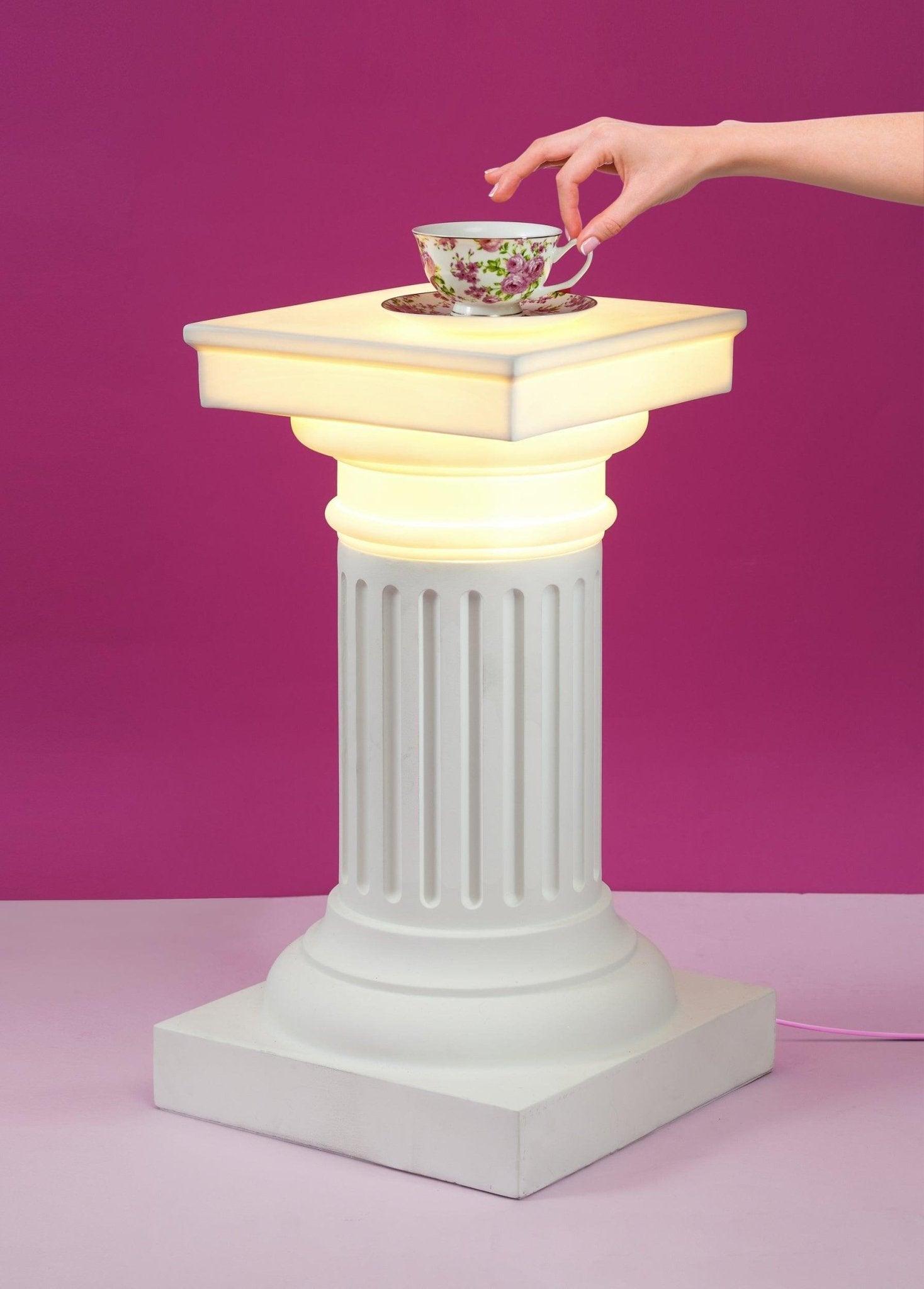 Lampa i stolik LAS VEGAS biały Seletti Eye on Design