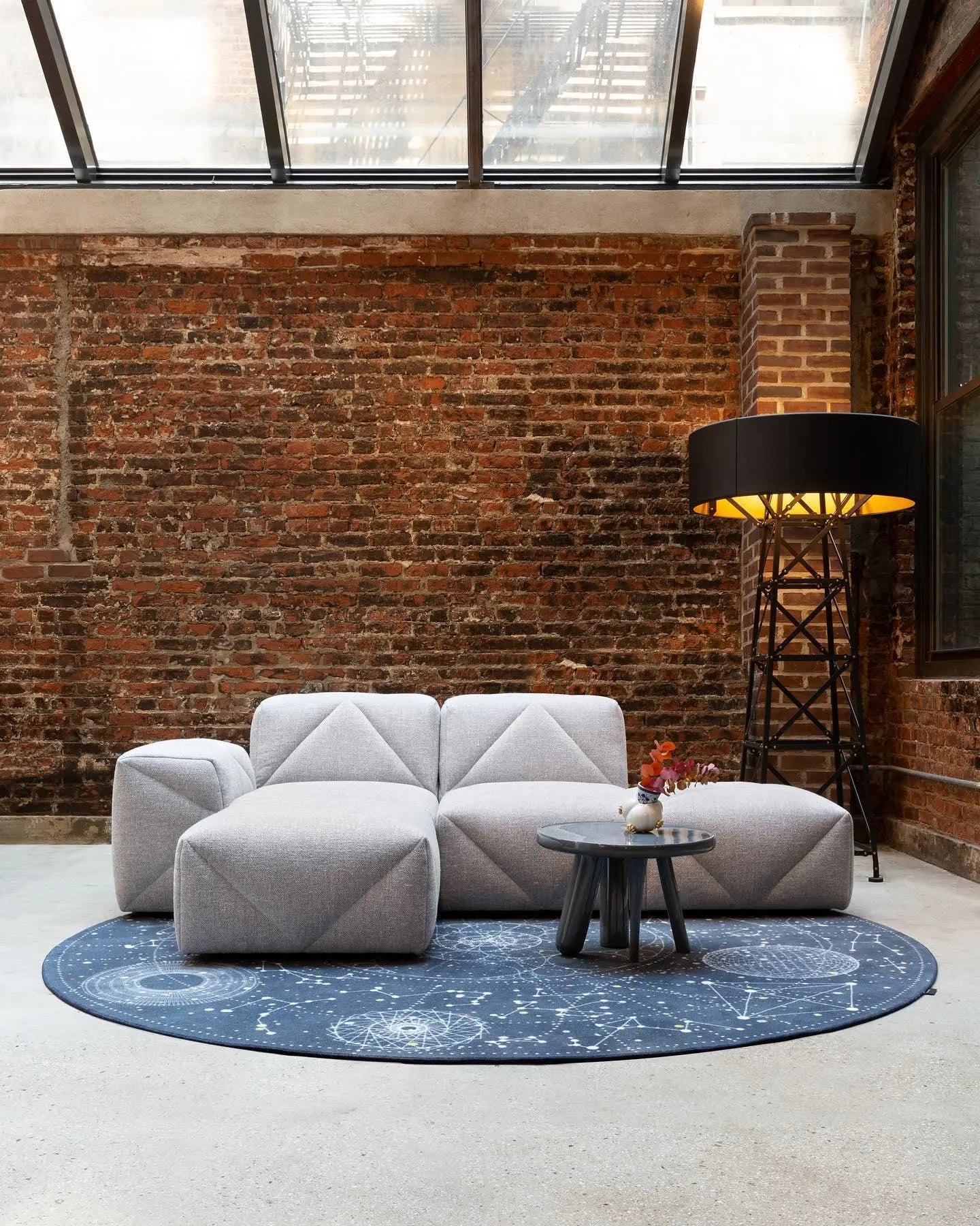Lampa podłogowa CONSTRUCTION czarny – Moooi