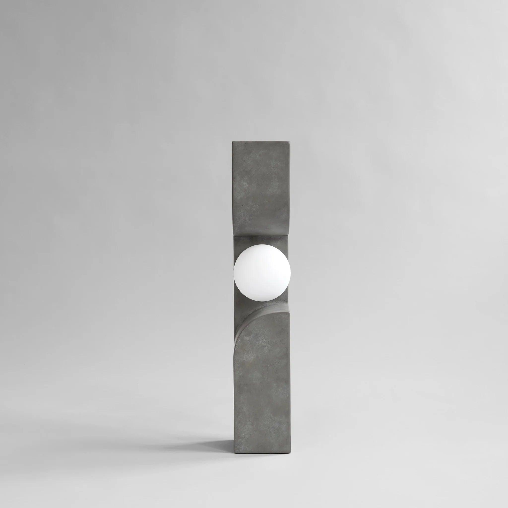 Lampa podłogowa SITTING MAN szary 101 Copenhagen Eye on Design