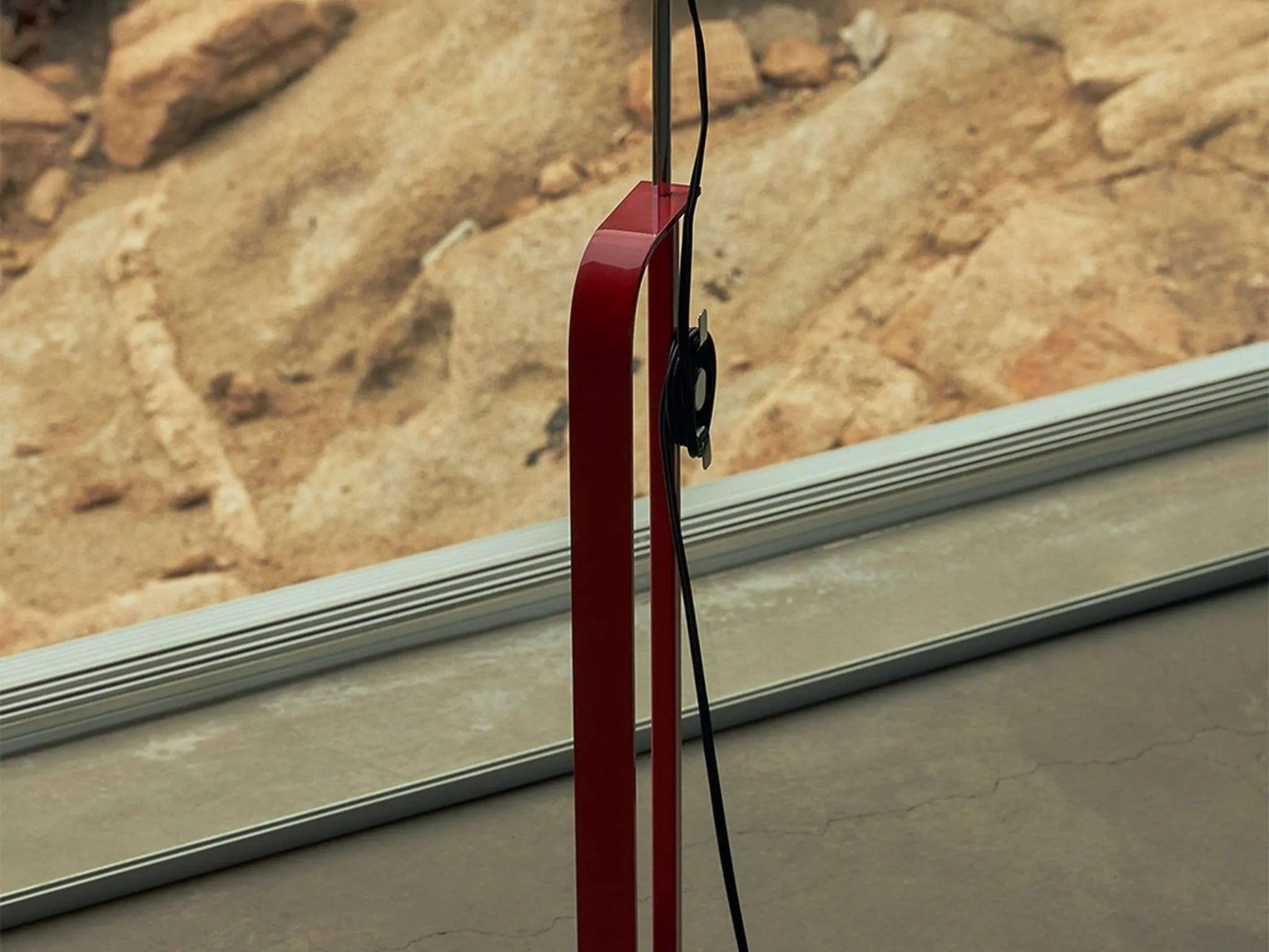Lampa podłogowa TOIO czerwony – Flos