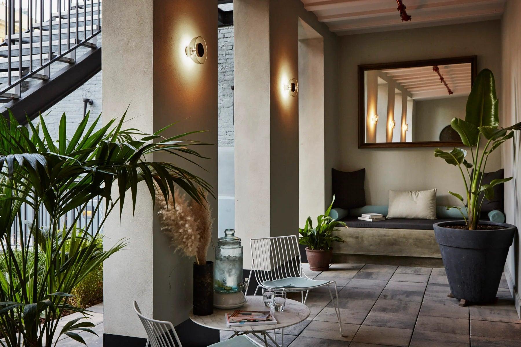 Lampa ścienna AURA dymione szkło Marset Eye on Design