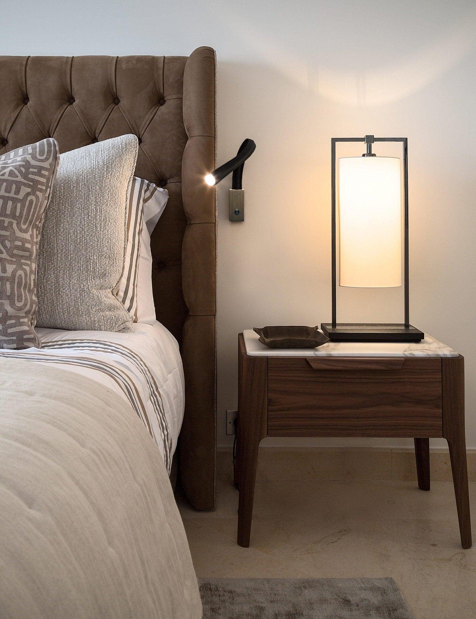 Lampa ścienna FLEXILED czarna skóra Contardi Eye on Design