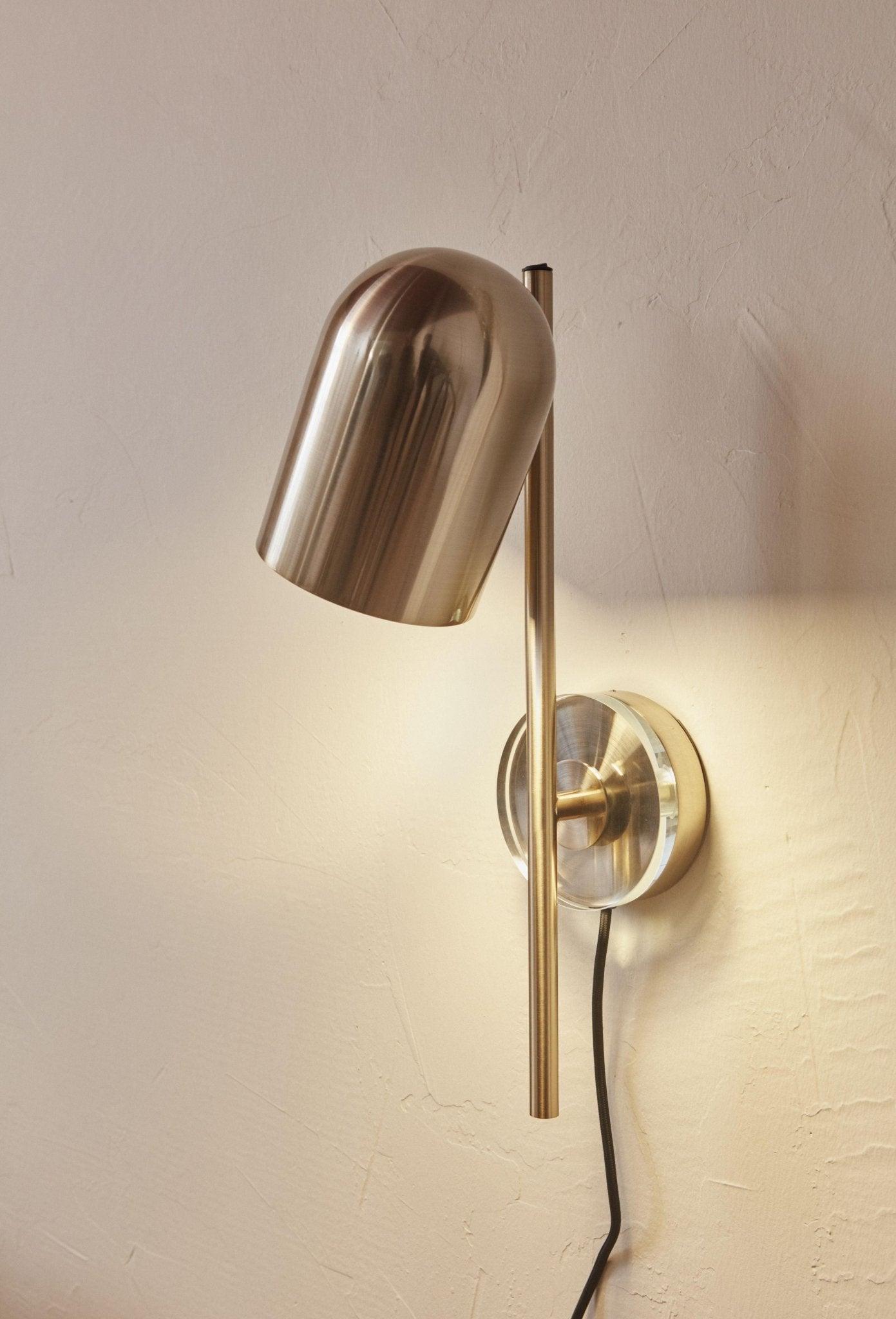 Lampa ścienna LUCEO złoty AYTM Eye on Design