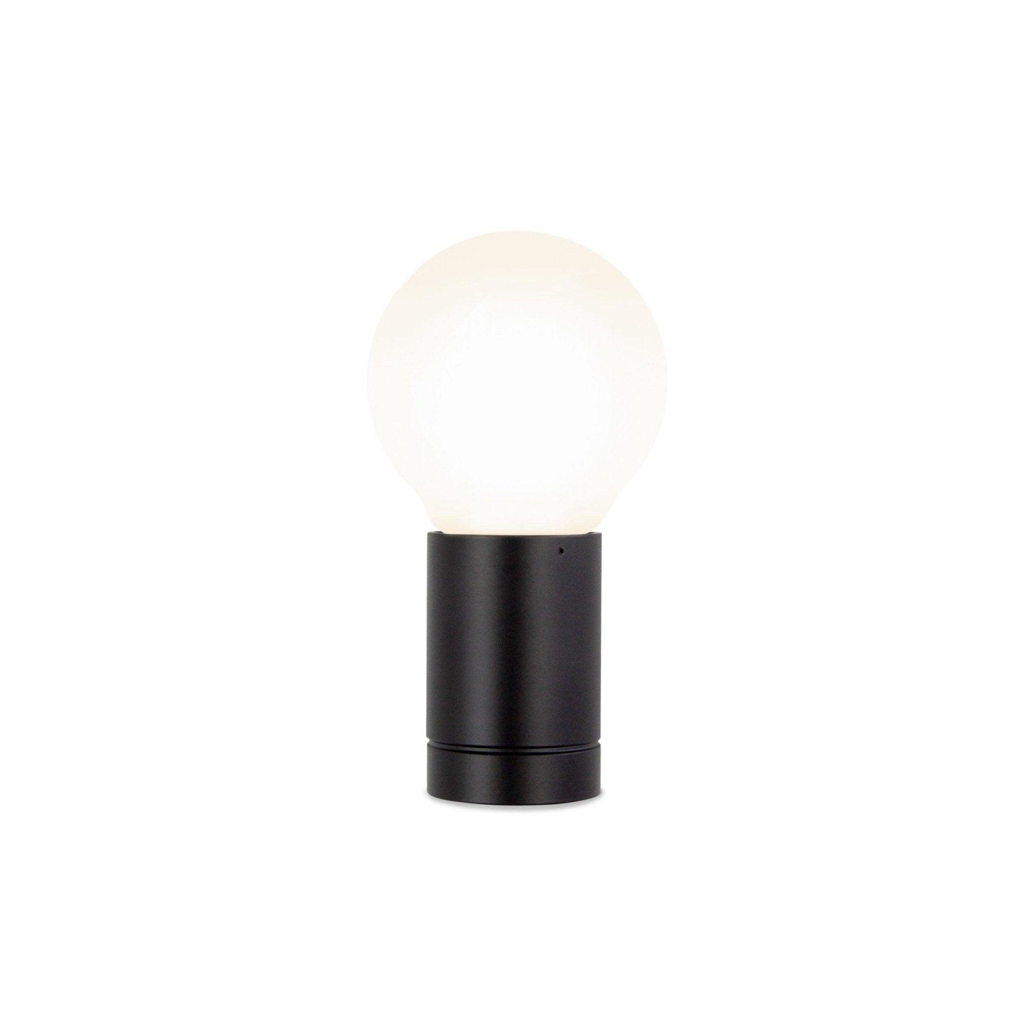 Lampa ścienna SOLITARIO czarny Contardi Eye on Design
