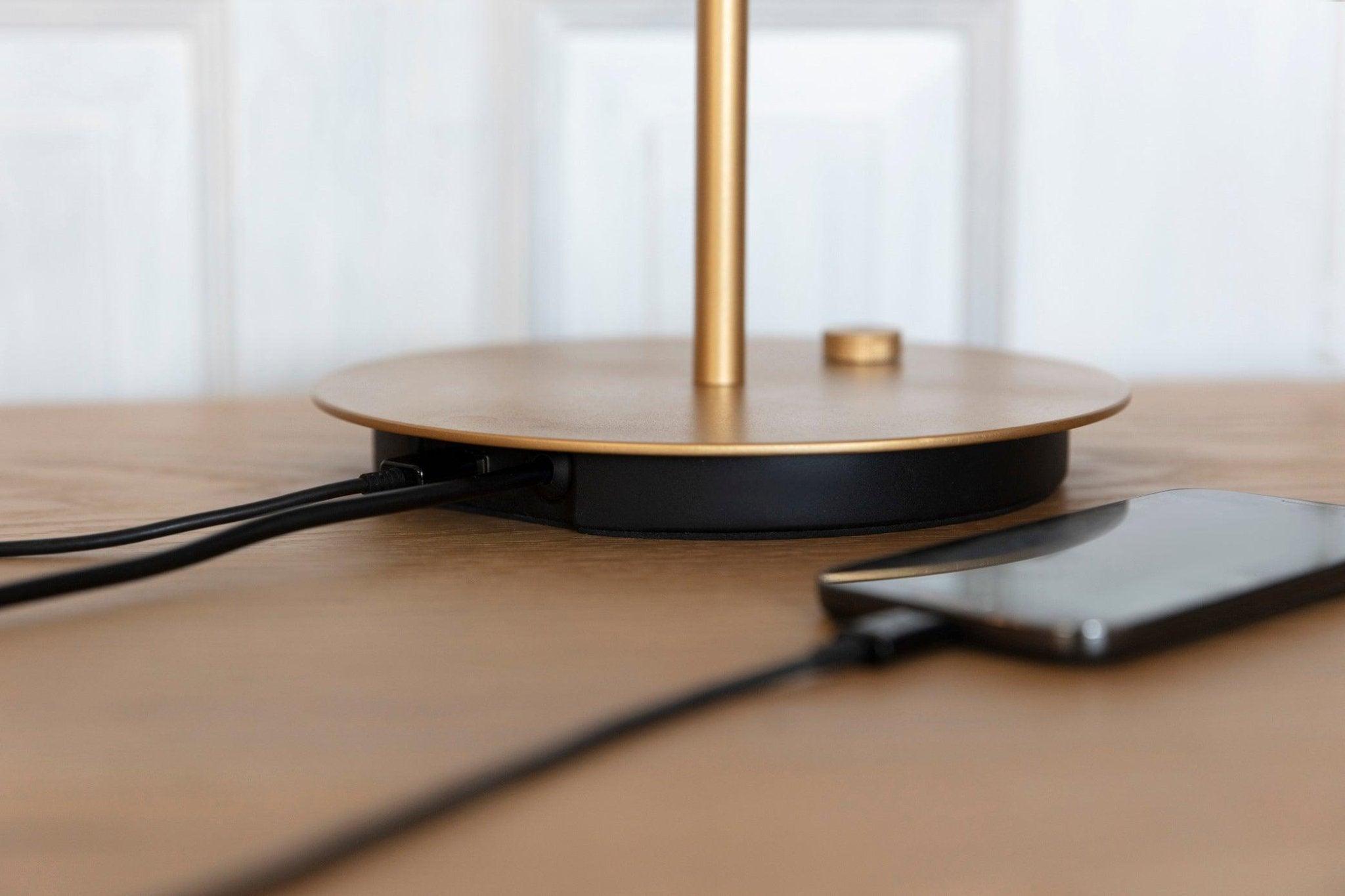 Lampa stołowa ASTERIA TABLE antracytowy UMAGE Eye on Design