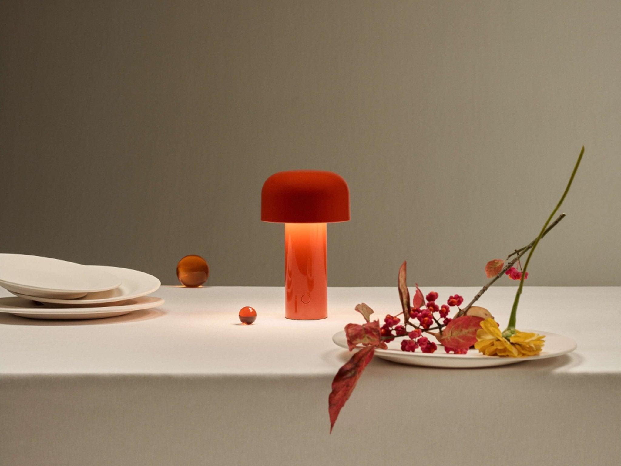 Lampa stołowa BELLHOP ceglasty Flos Eye on Design