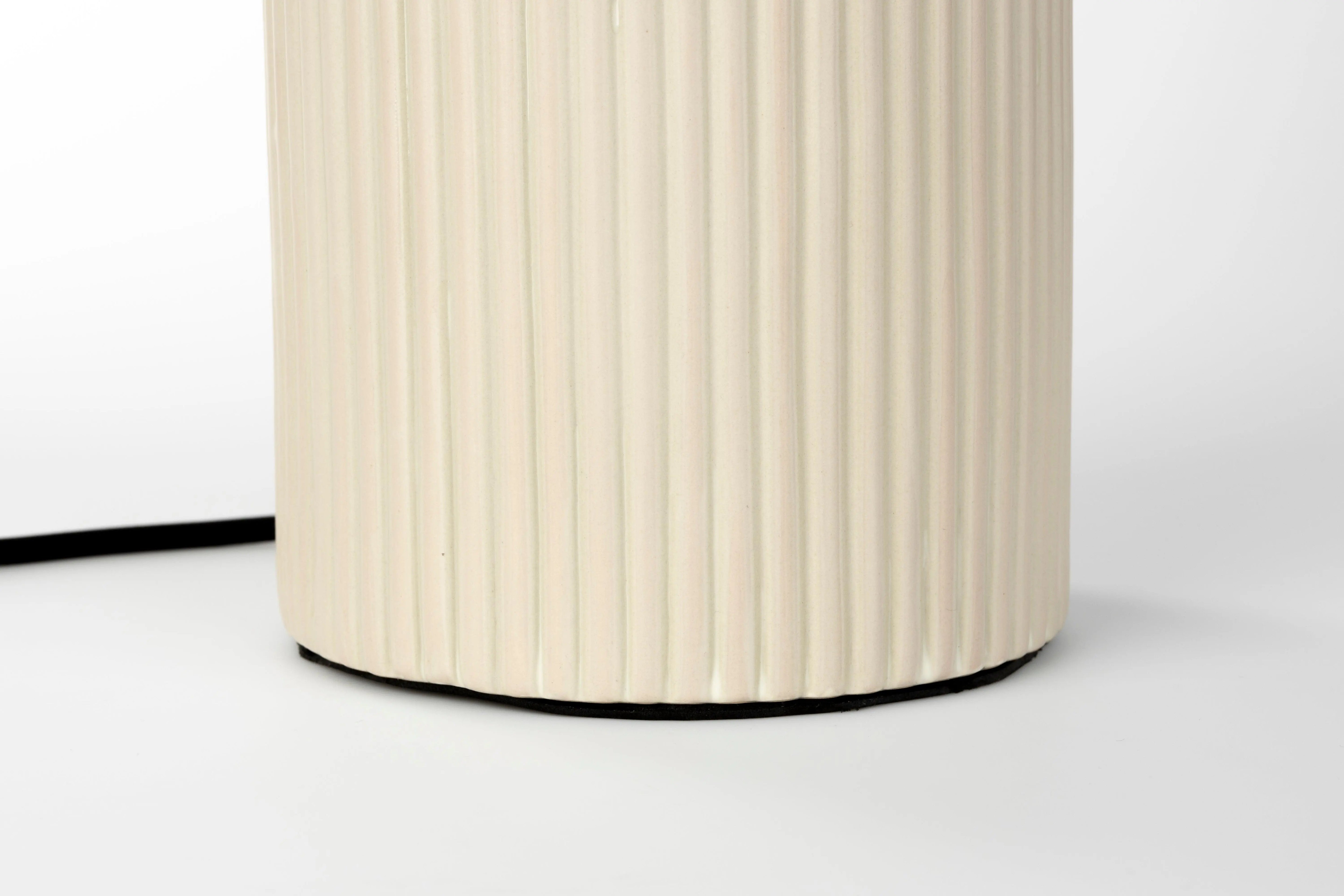 Dash Table Lamp M Brown Rice Zuiver Eye on Design