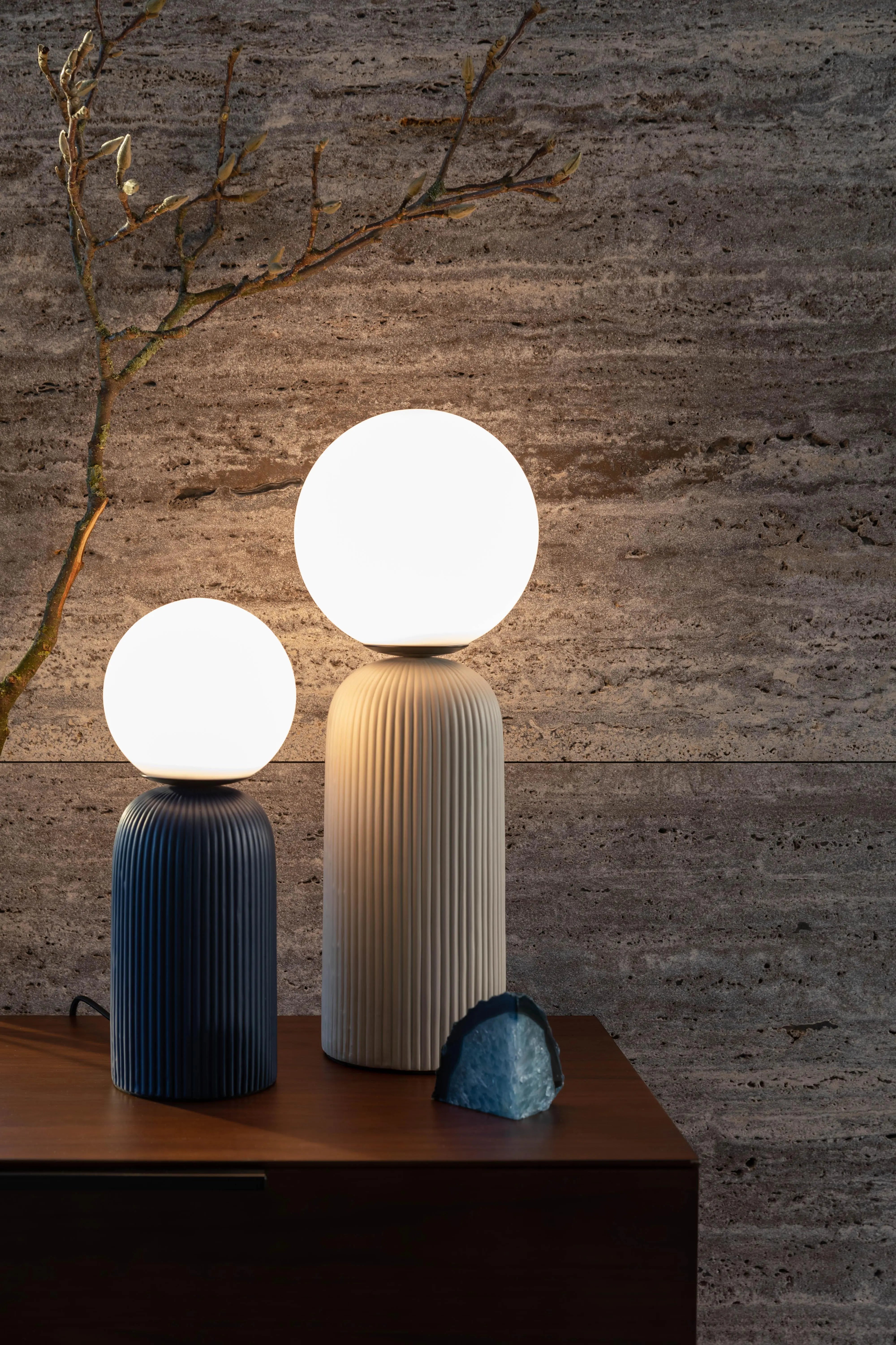 Dash Table Lamp M Brown Rice Zuiver Eye on Design
