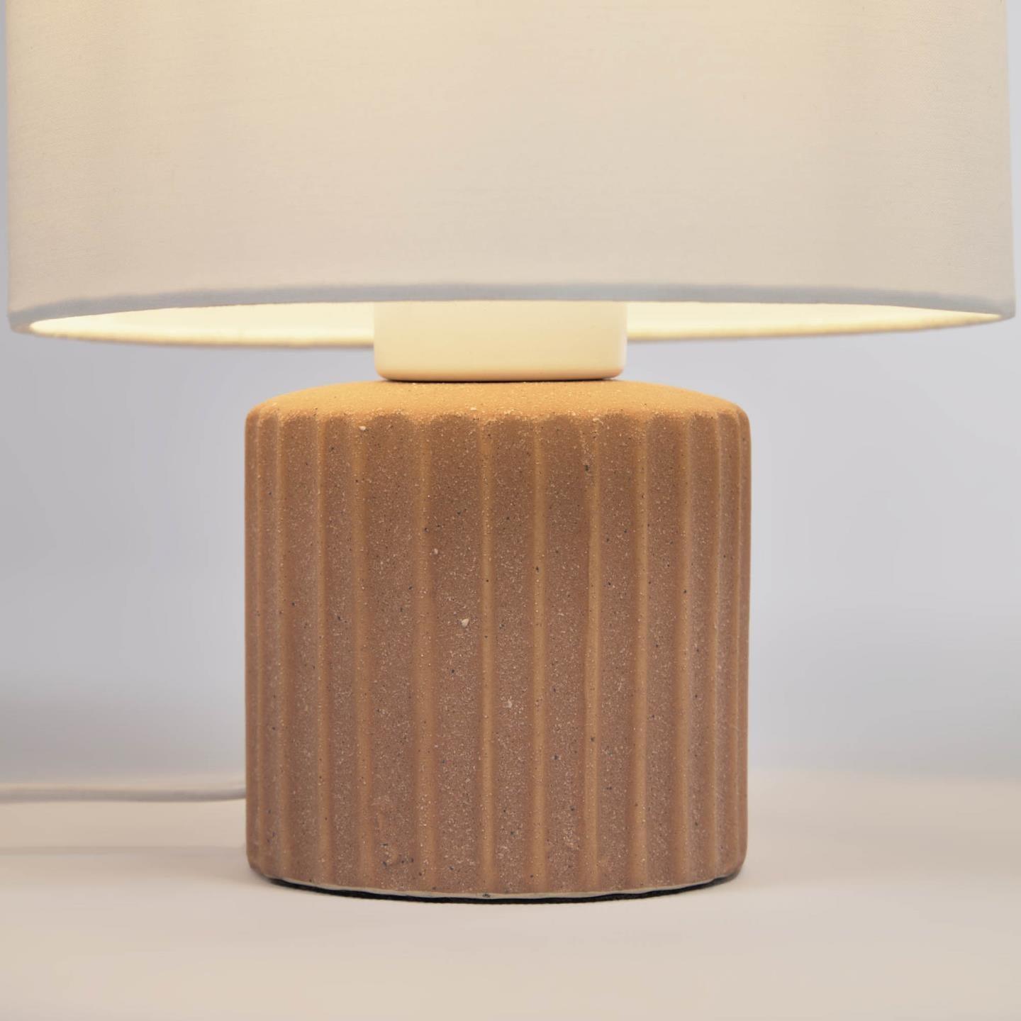 Lampa stołowa ESHE terakota La Forma Eye on Design