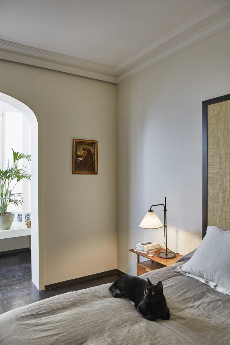 Lampa stołowa FUNICULI FABRIC biały Marset Eye on Design