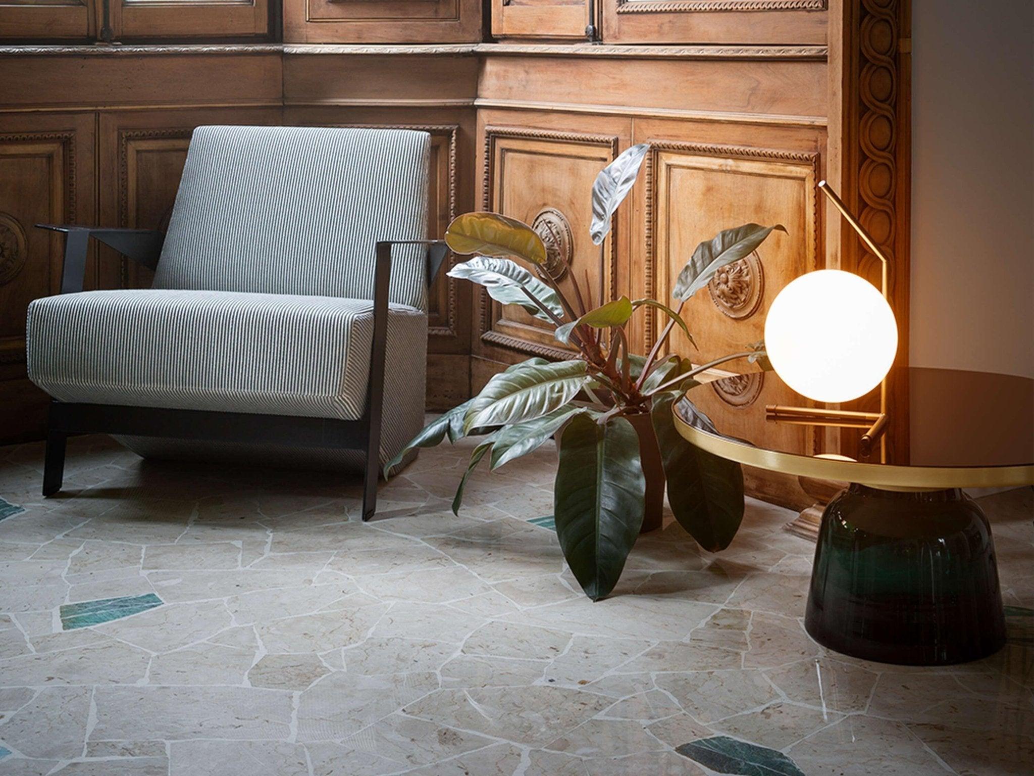 Lampa stołowa IC LIGHTS LOW mosiężny Flos Eye on Design