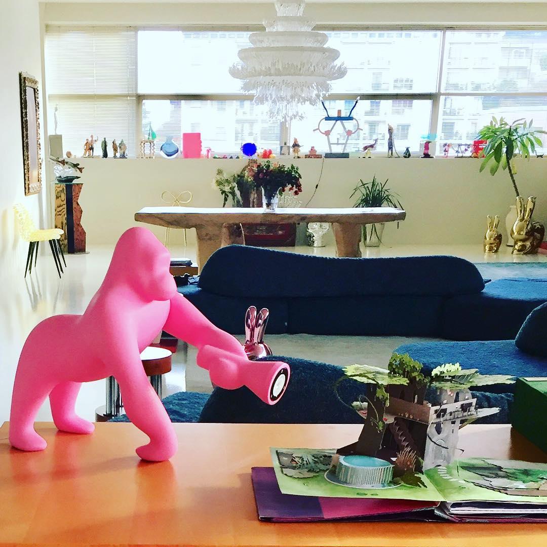 Lampa stołowa KONG biały Qeeboo Eye on Design