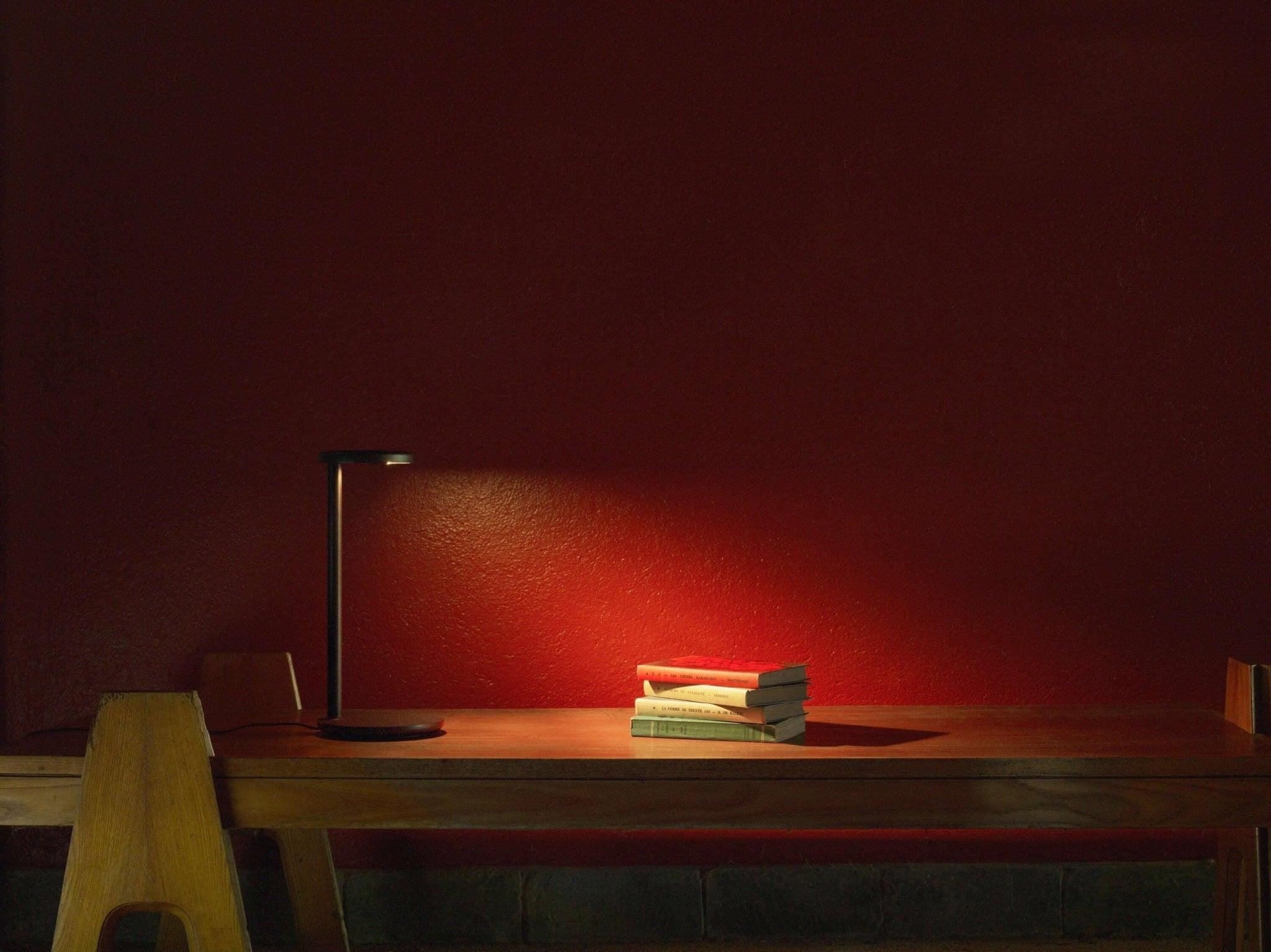 Lampa stołowa OBLIQUE antracyt matowy Flos Eye on Design