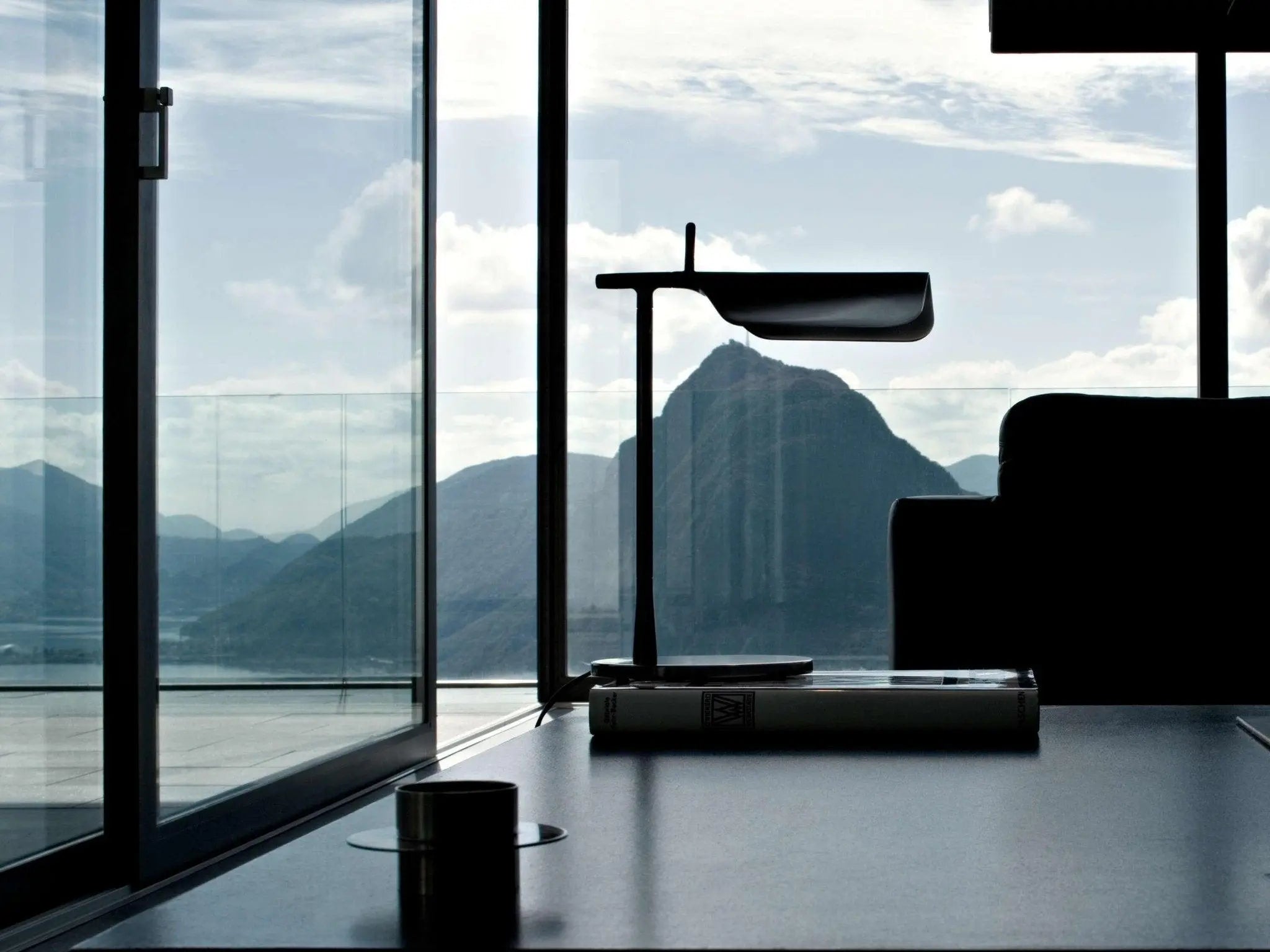 Lampa biurkowa TAB czarny – Flos