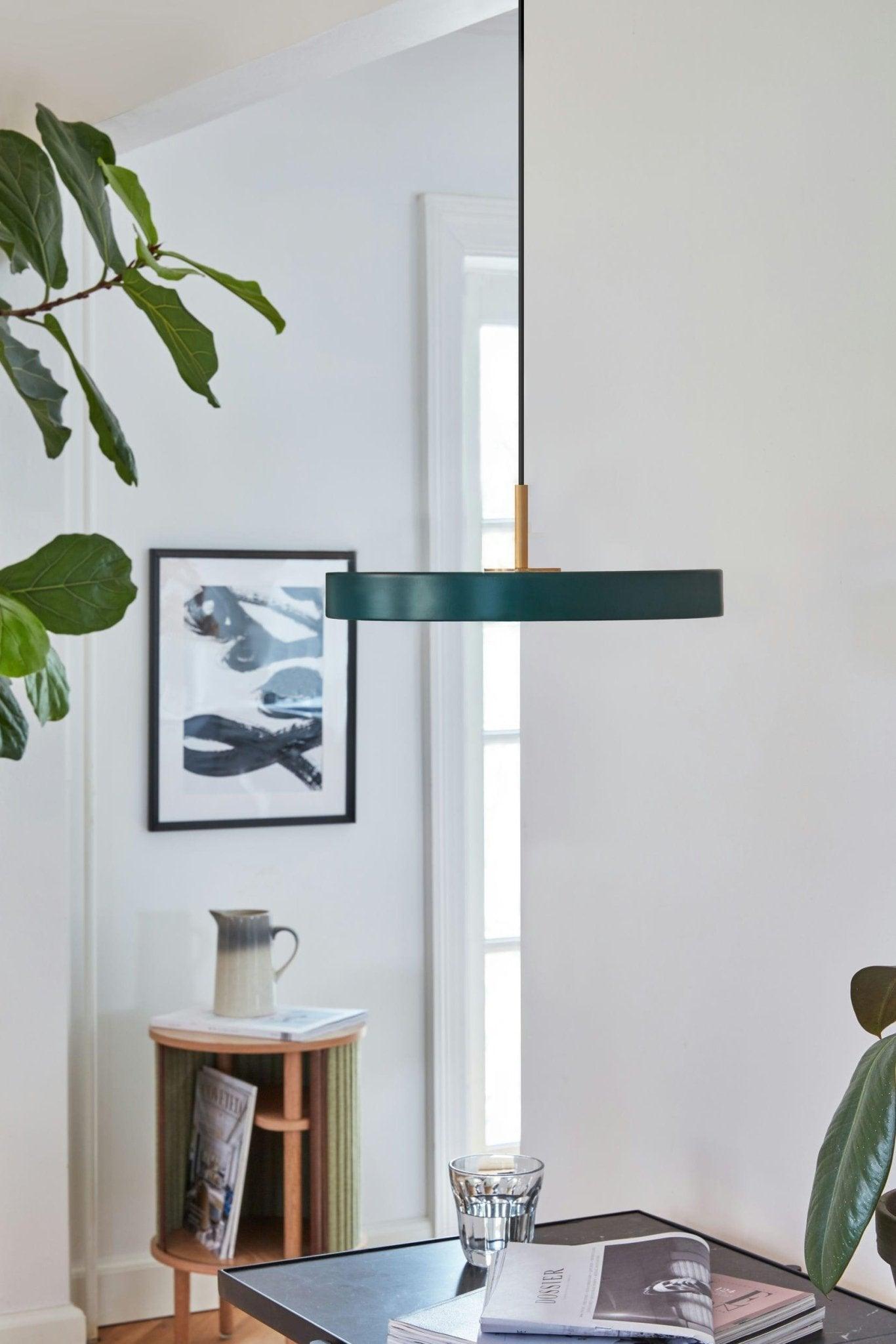 Lampa wisząca ASTERIA butelkowa zieleń UMAGE Eye on Design