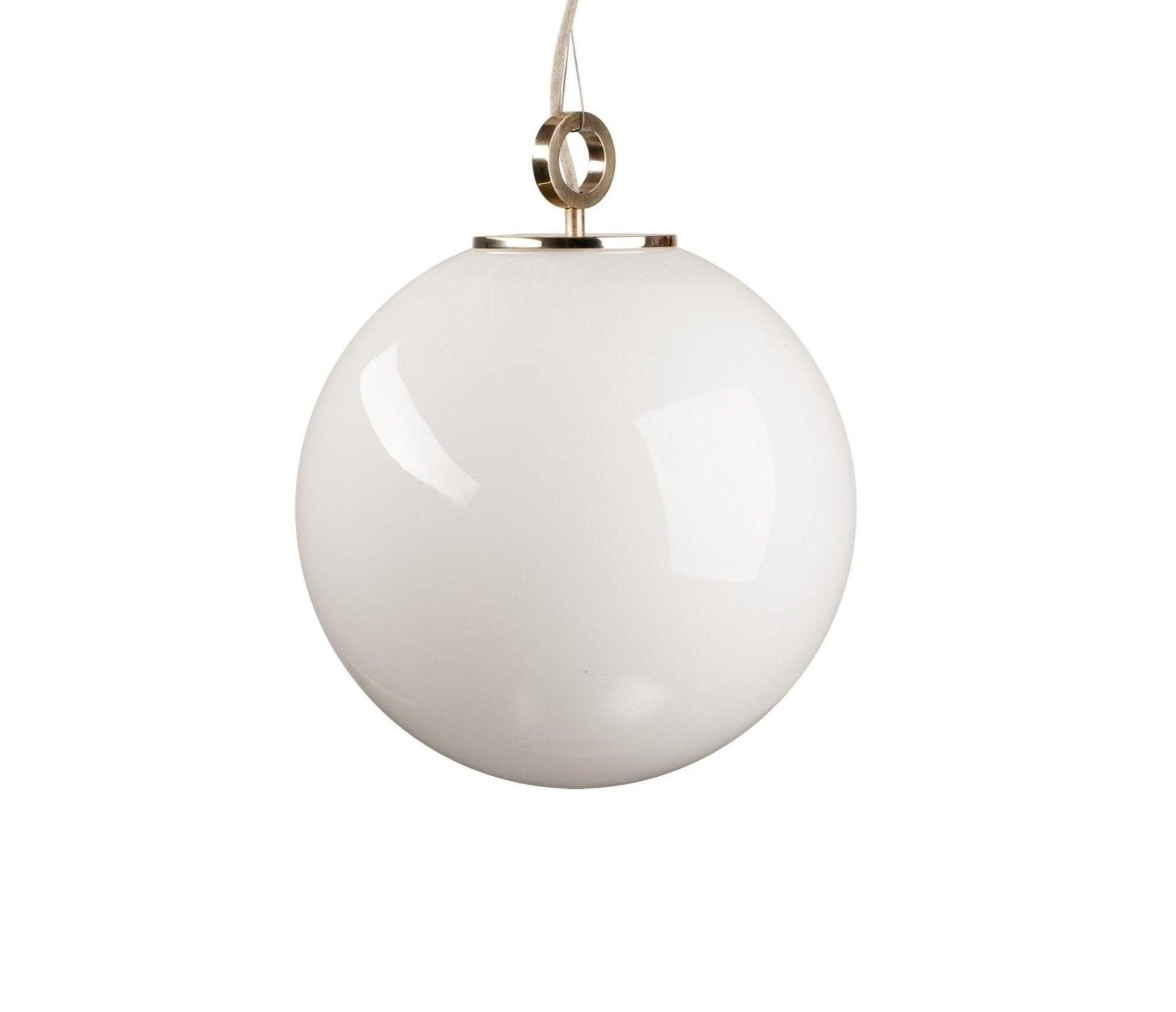 Lampa wisząca BIAŁA KULA mosiężny Embassy Interiors 35 cm klasyczne Eye on Design