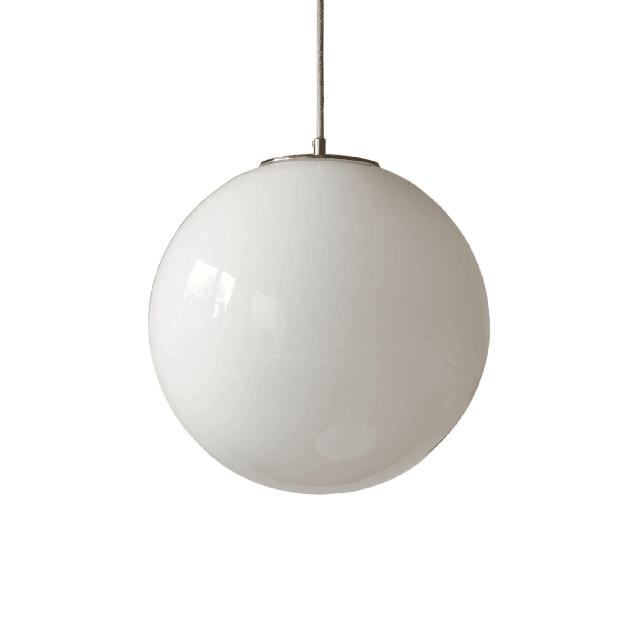 Lampa wisząca BIAŁA KULA mosiężny Embassy Interiors 30 cm klasyczne Eye on Design