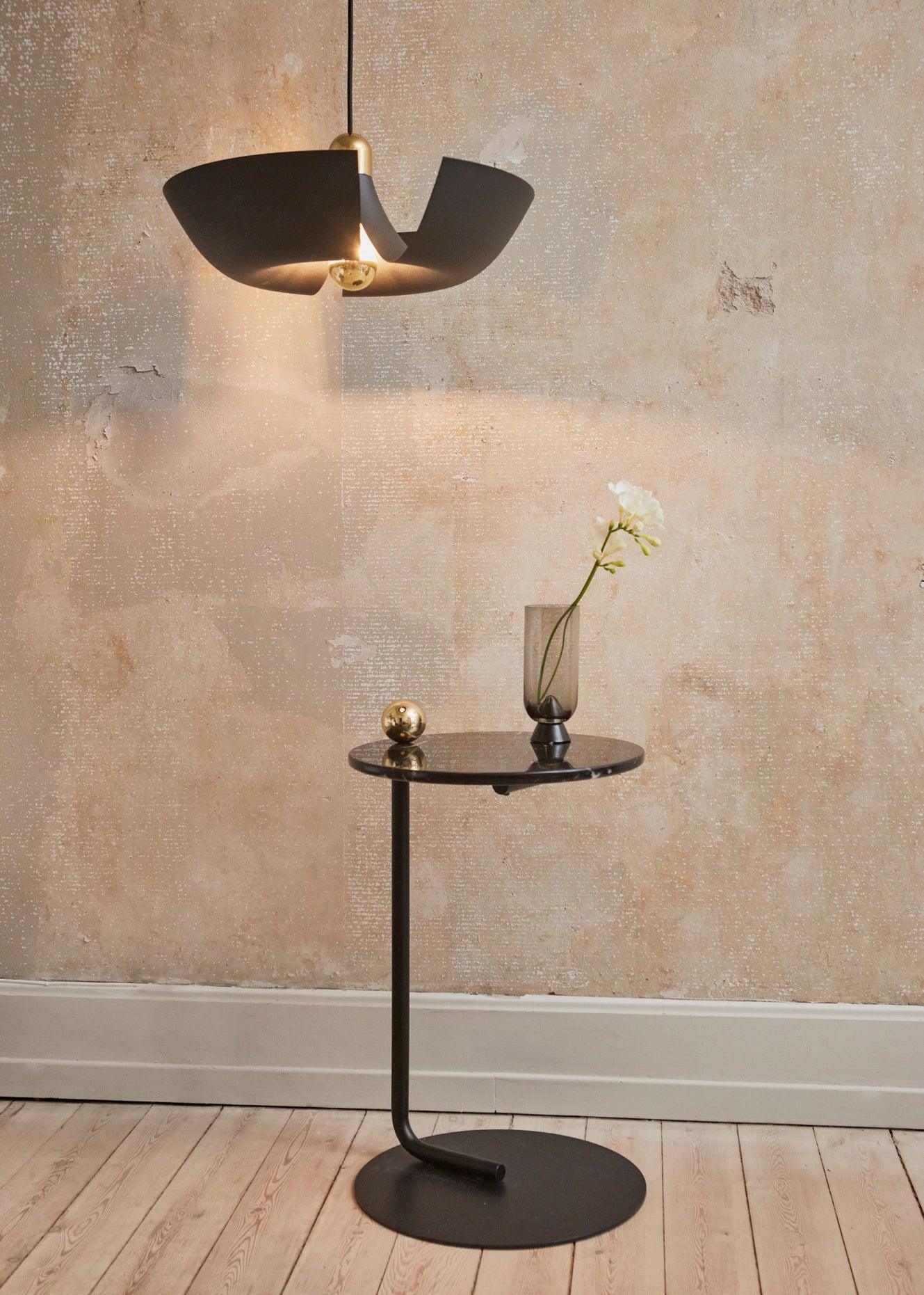 Lampa wisząca CYCNUS czarny AYTM Eye on Design