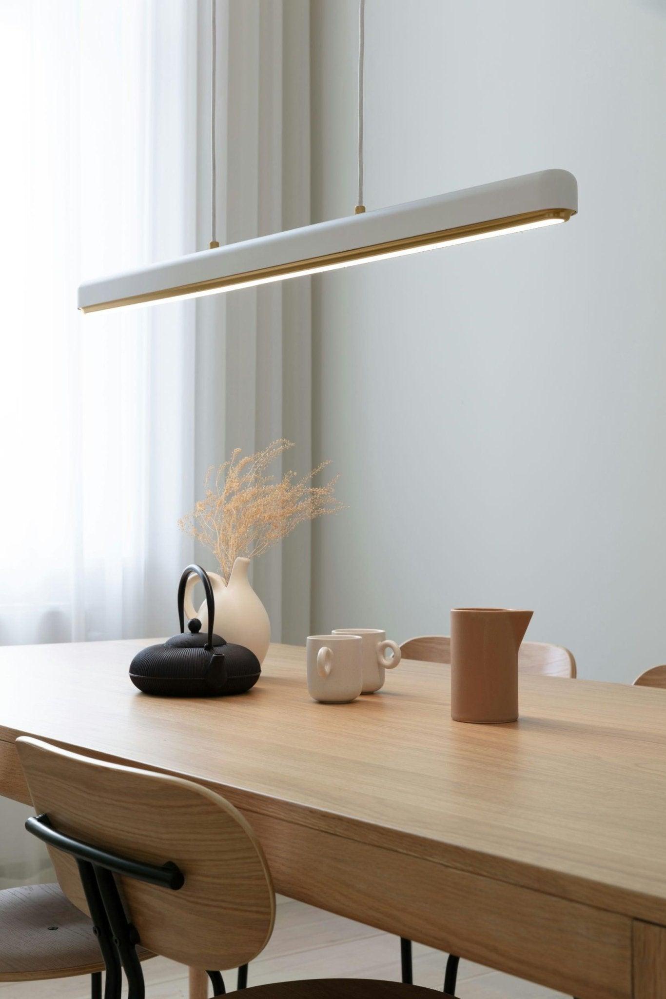 Lampa wisząca HAZEL BRANCH biały ze złotym UMAGE Eye on Design