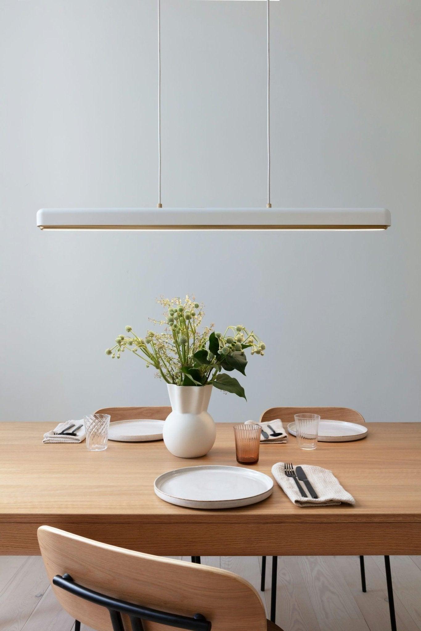 Lampa wisząca HAZEL BRANCH biały ze złotym UMAGE Eye on Design