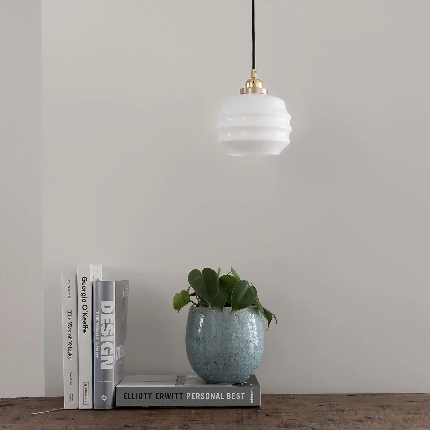 Lampa wisząca MAŁY UL mosiężny – Embassy Interiors