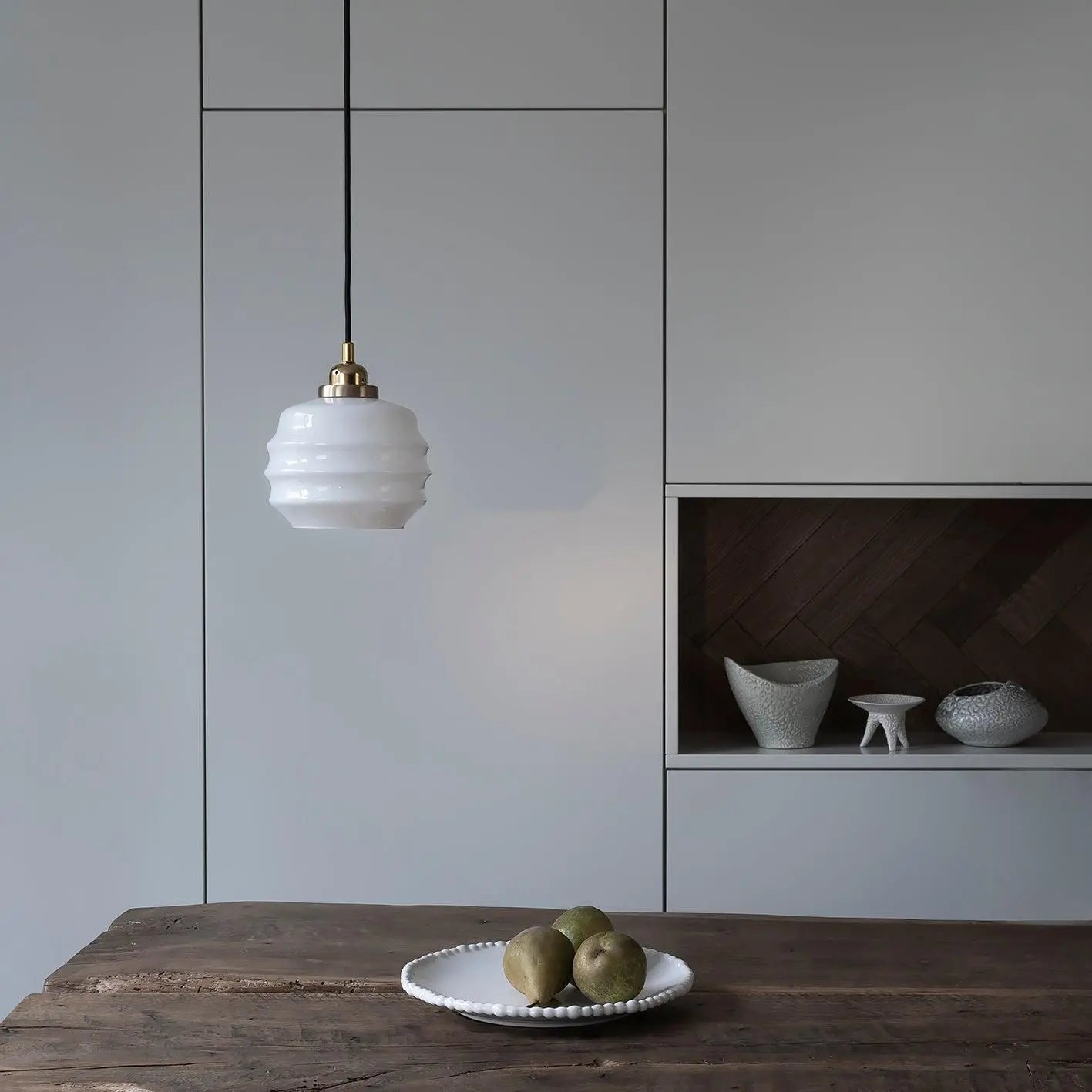 Lampa wisząca MAŁY UL mosiężny – Embassy Interiors
