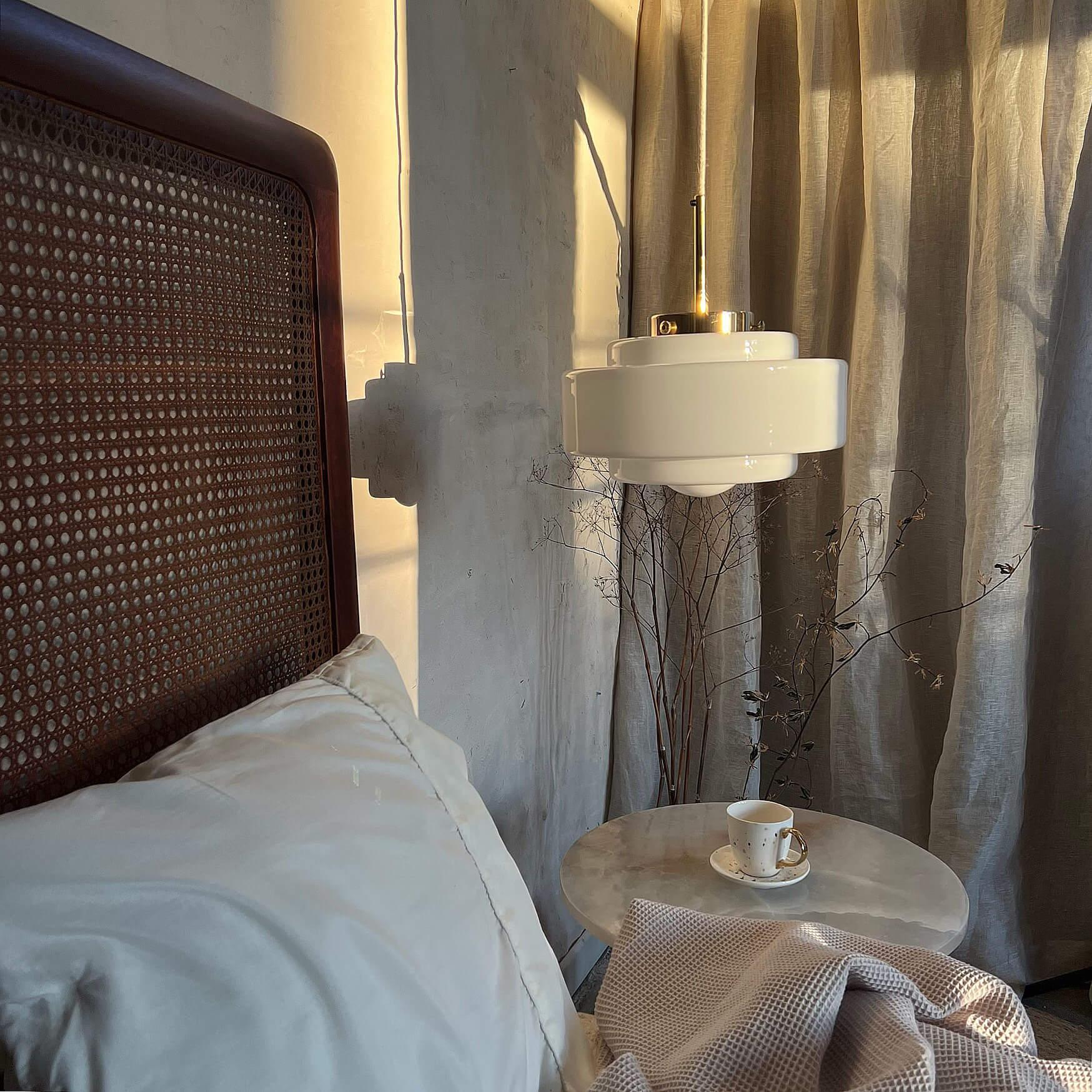 Lampa wisząca MÉMOIRE mosiężny Embassy Interiors Eye on Design