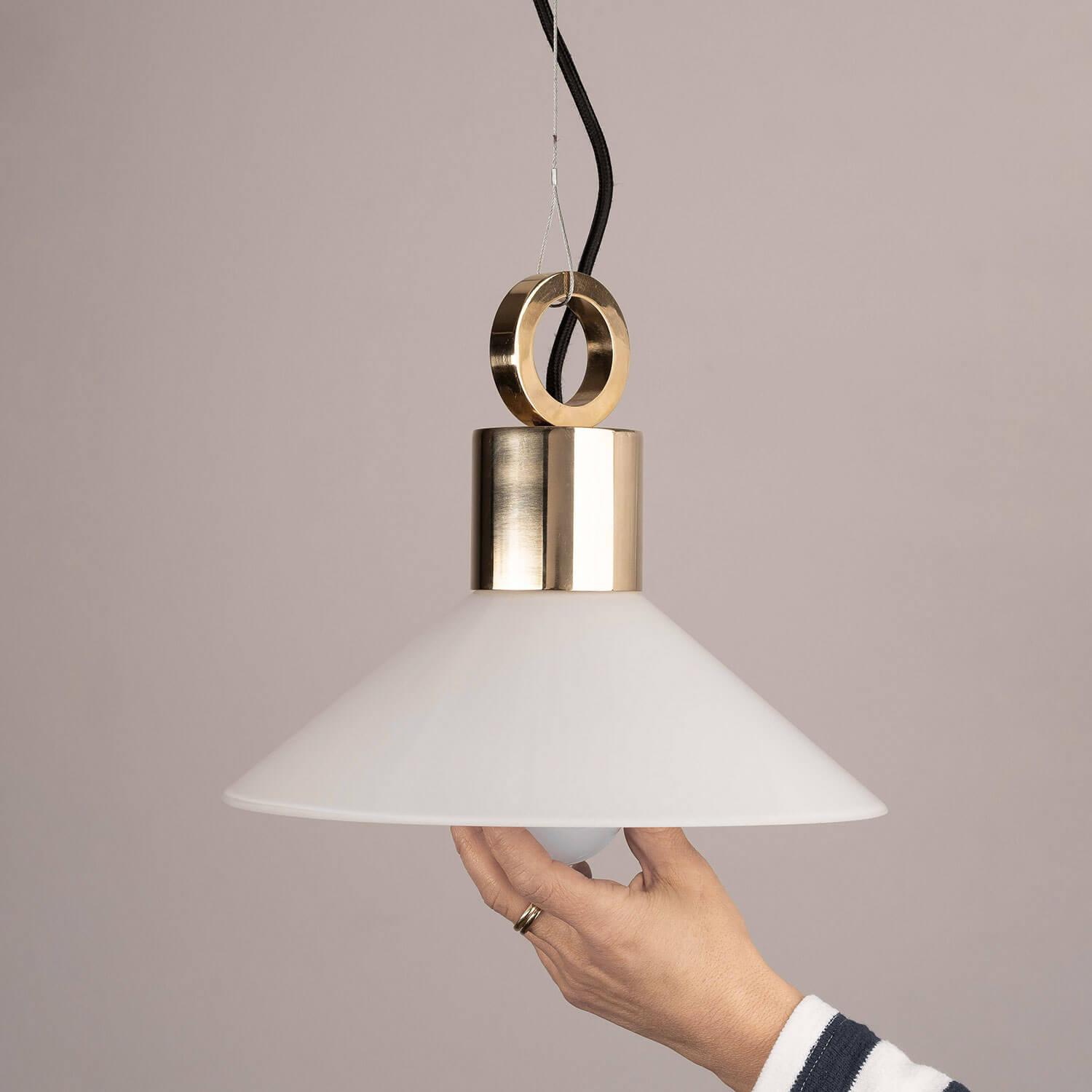 Lampa wisząca OSLO biały Embassy Interiors Eye on Design