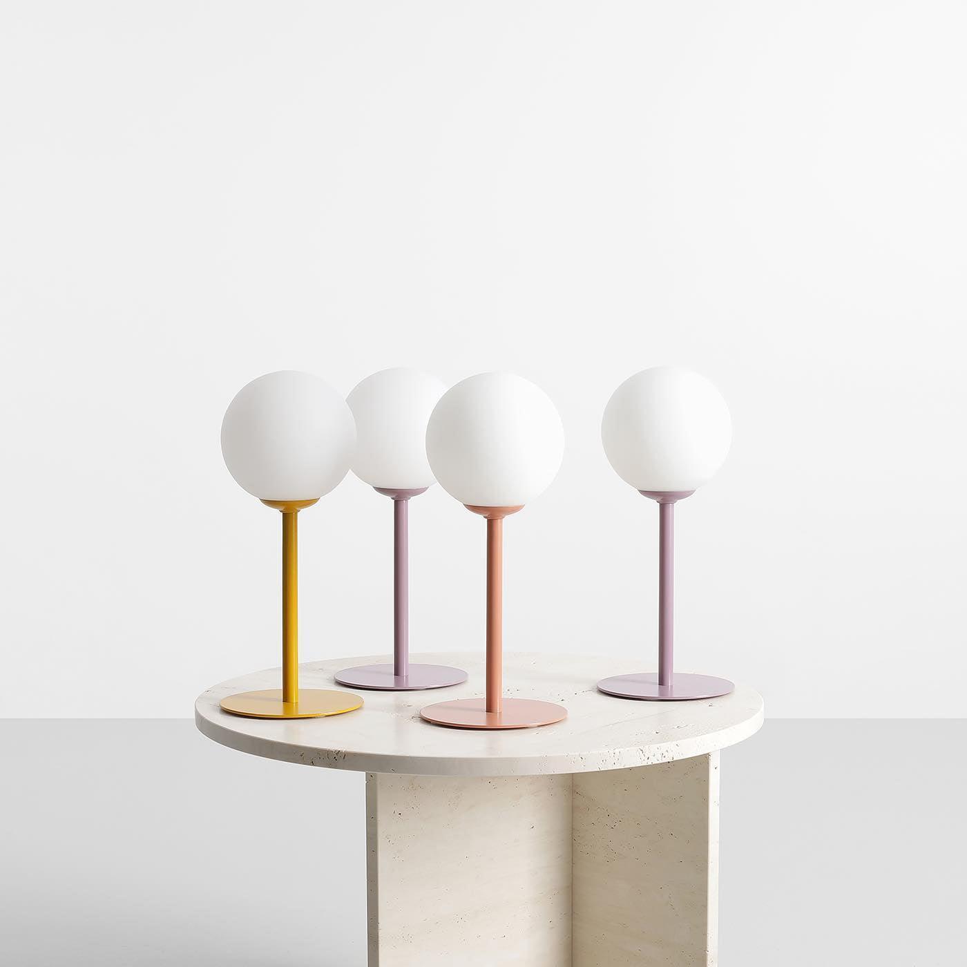 Lampka biurkowa PINNE pistacjowy Artera Eye on Design