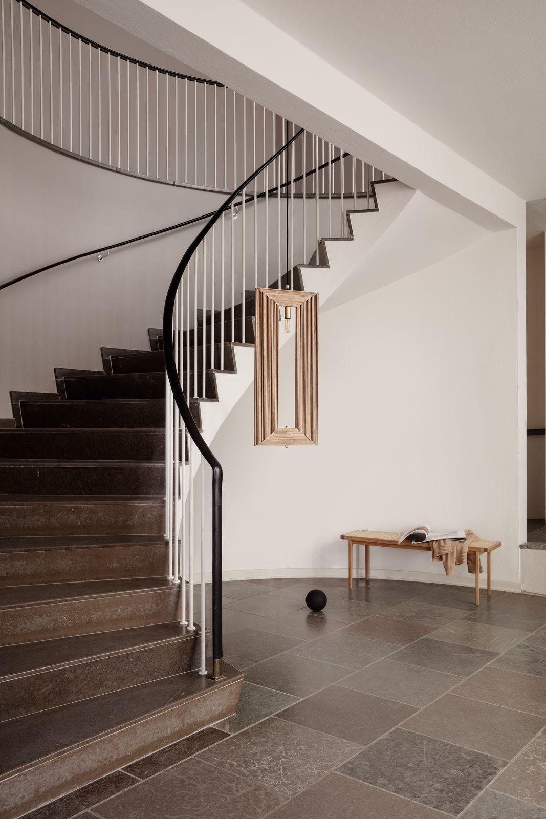 Ławka LE ROI dębowy z rattanem NORR11 Eye on Design