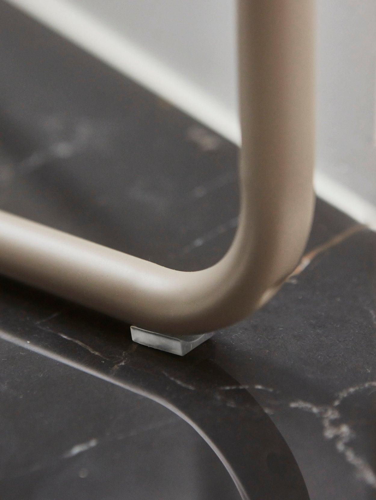 Ławka z tkaniną boucle ANGUI taupe AYTM Eye on Design