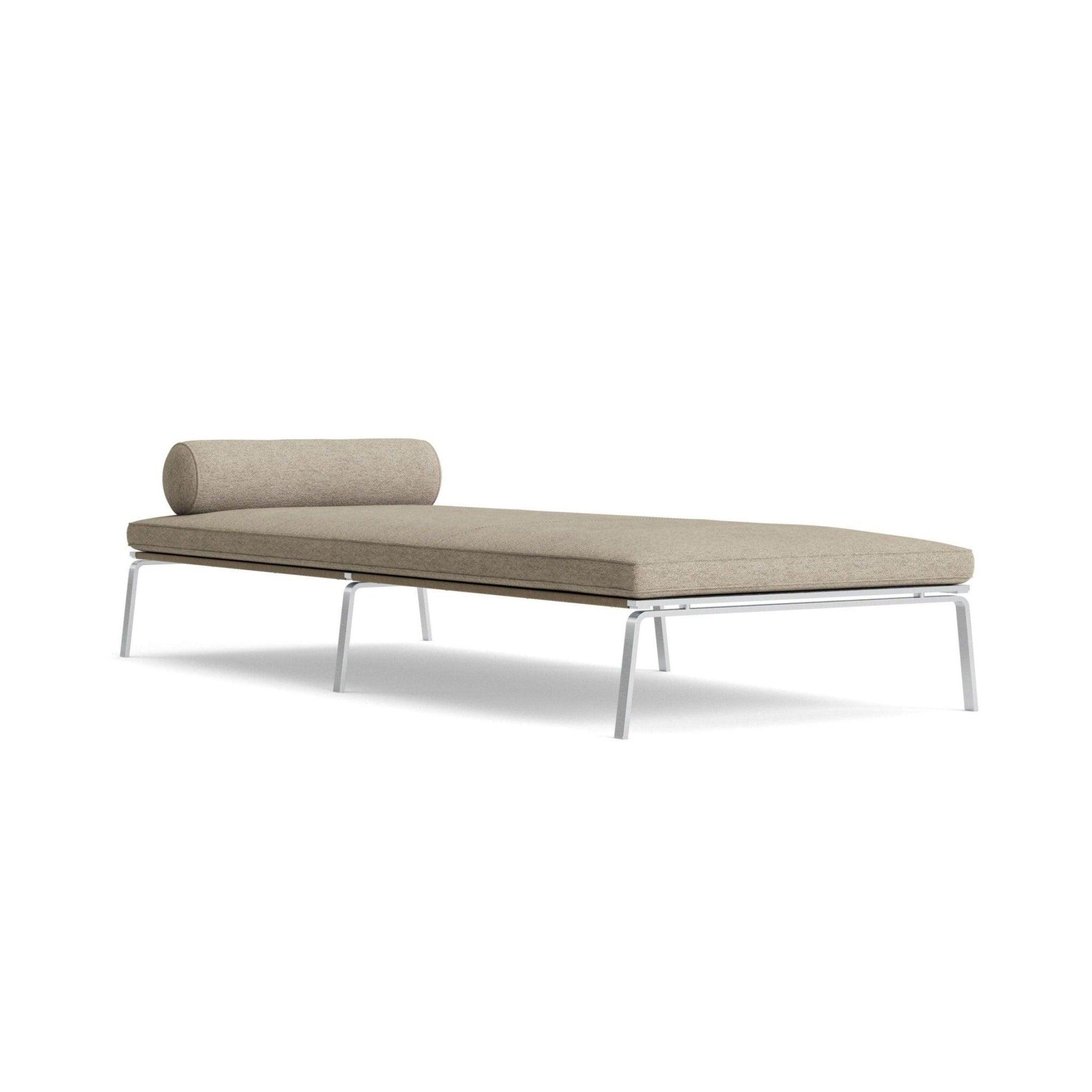 Leżanka MAN boucle beżowy NORR11 Eye on Design