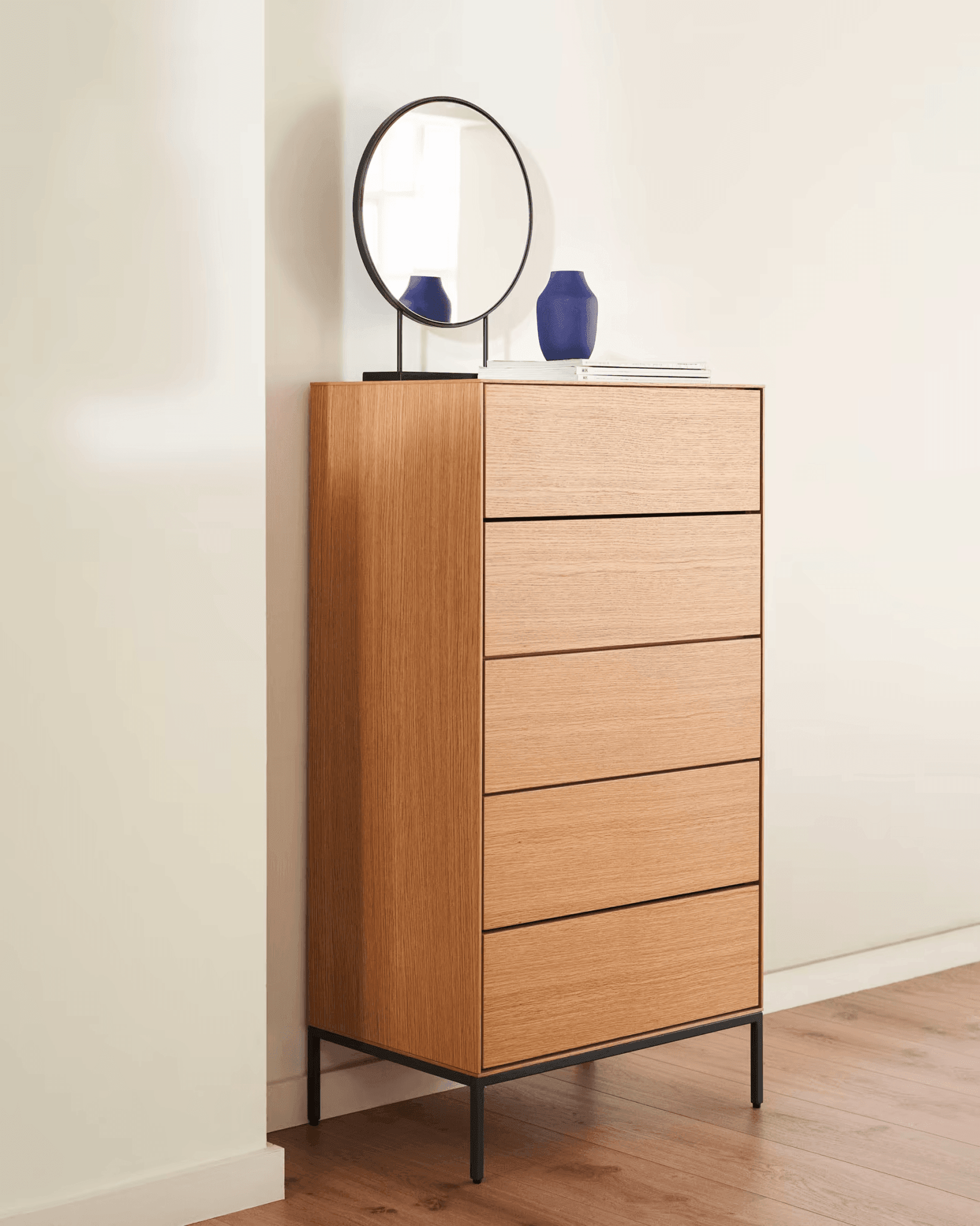 Lustro LIBIA czarny La Forma Eye on Design